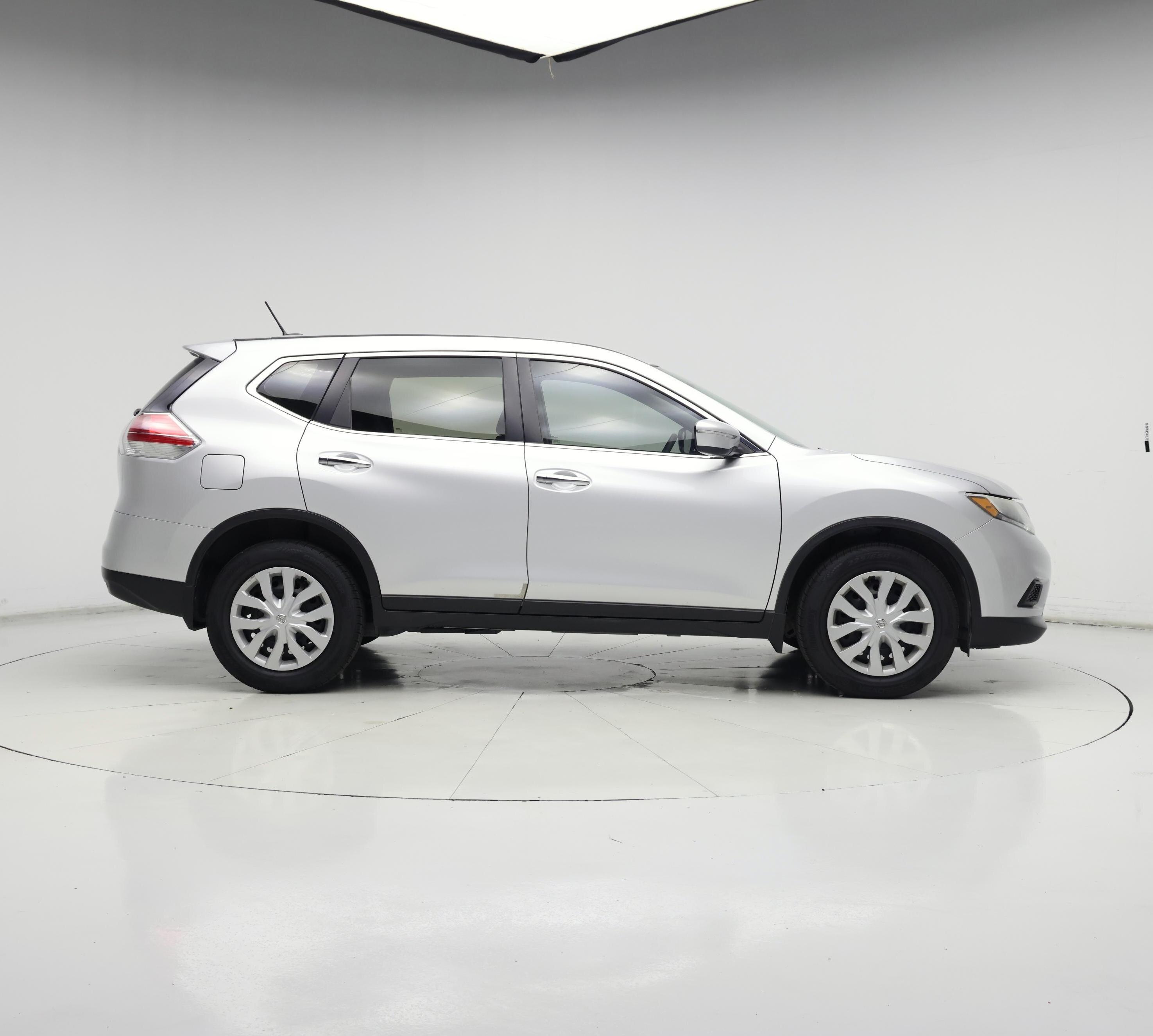 Thumbnail: 2015 Nissan Rogue - 7