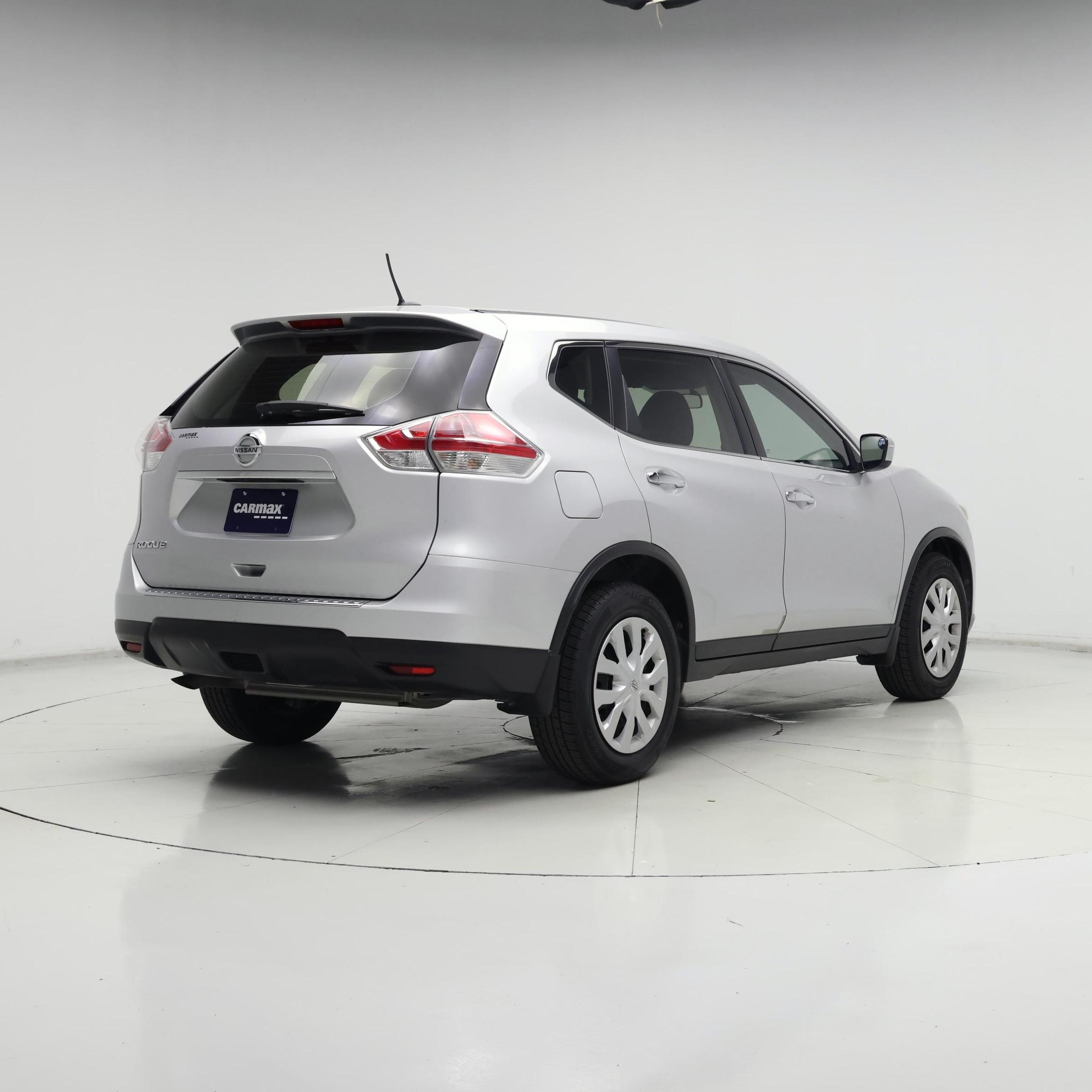 Thumbnail: 2015 Nissan Rogue - 8