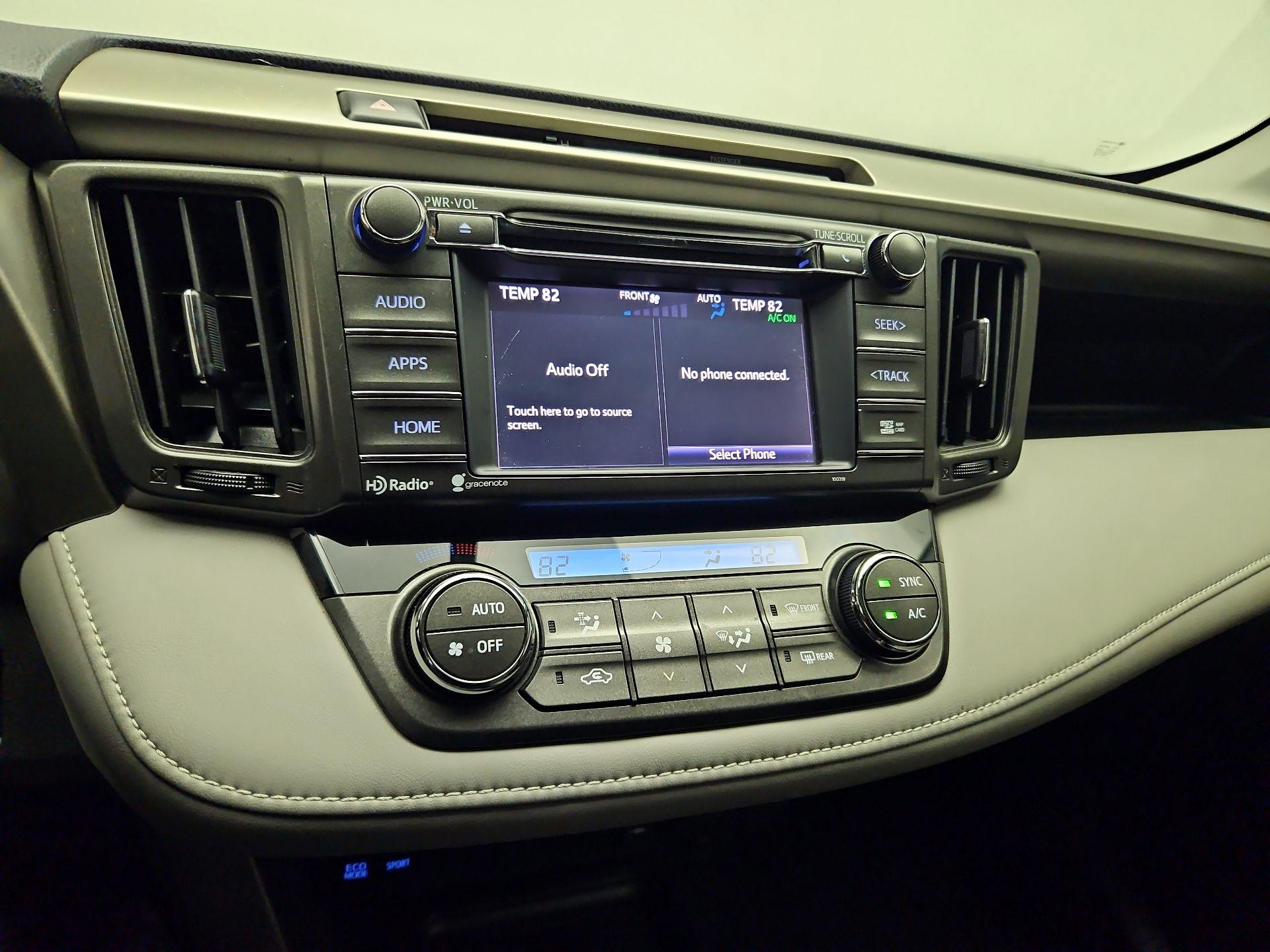 Thumbnail: 2014 Toyota RAV4 - 15