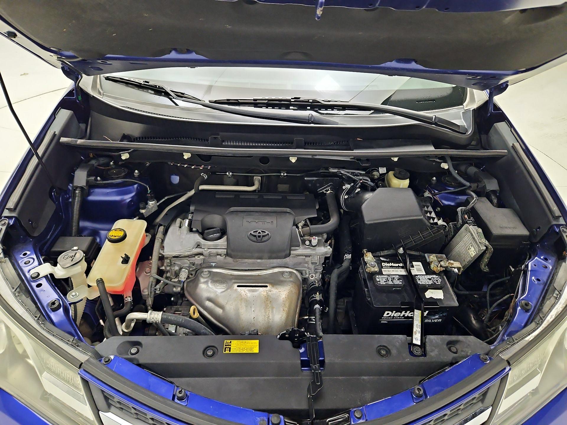 Thumbnail: 2014 Toyota RAV4 - 19