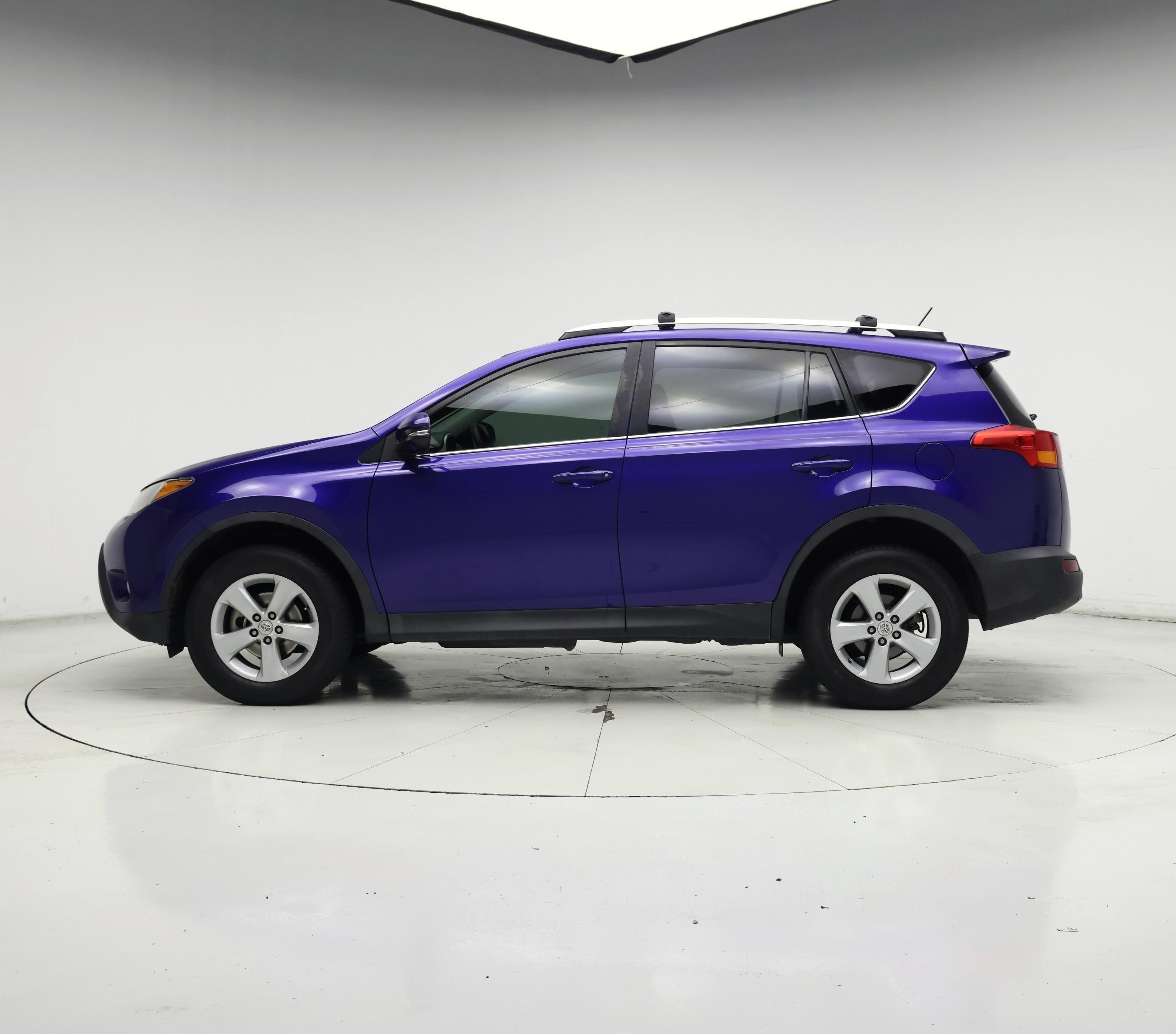 Thumbnail: 2014 Toyota RAV4 - 3
