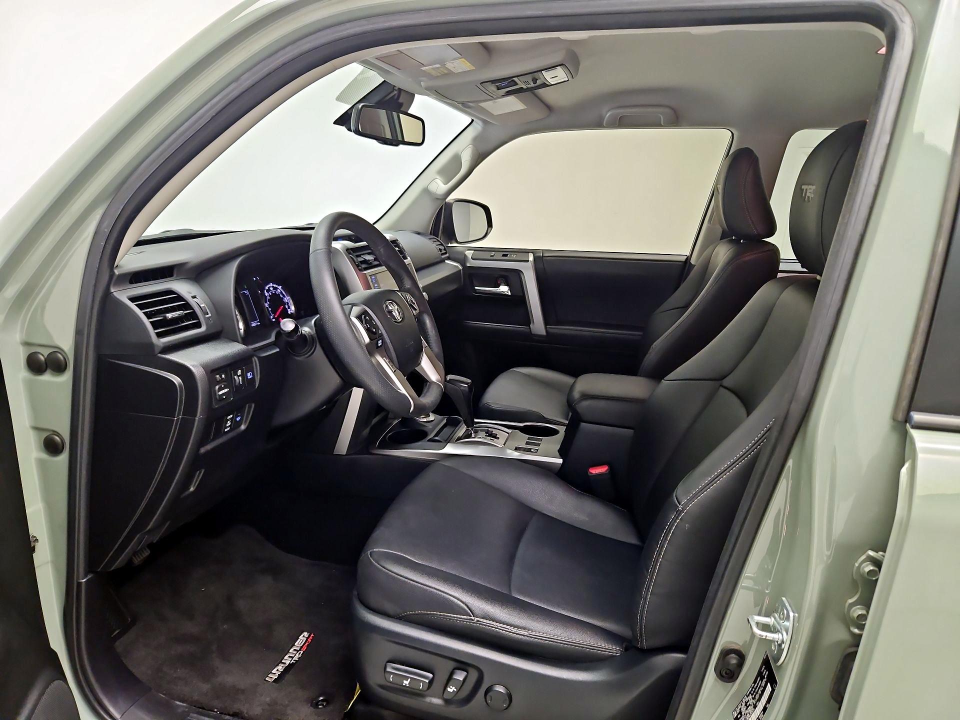 Thumbnail: 2022 Toyota 4Runner - 11