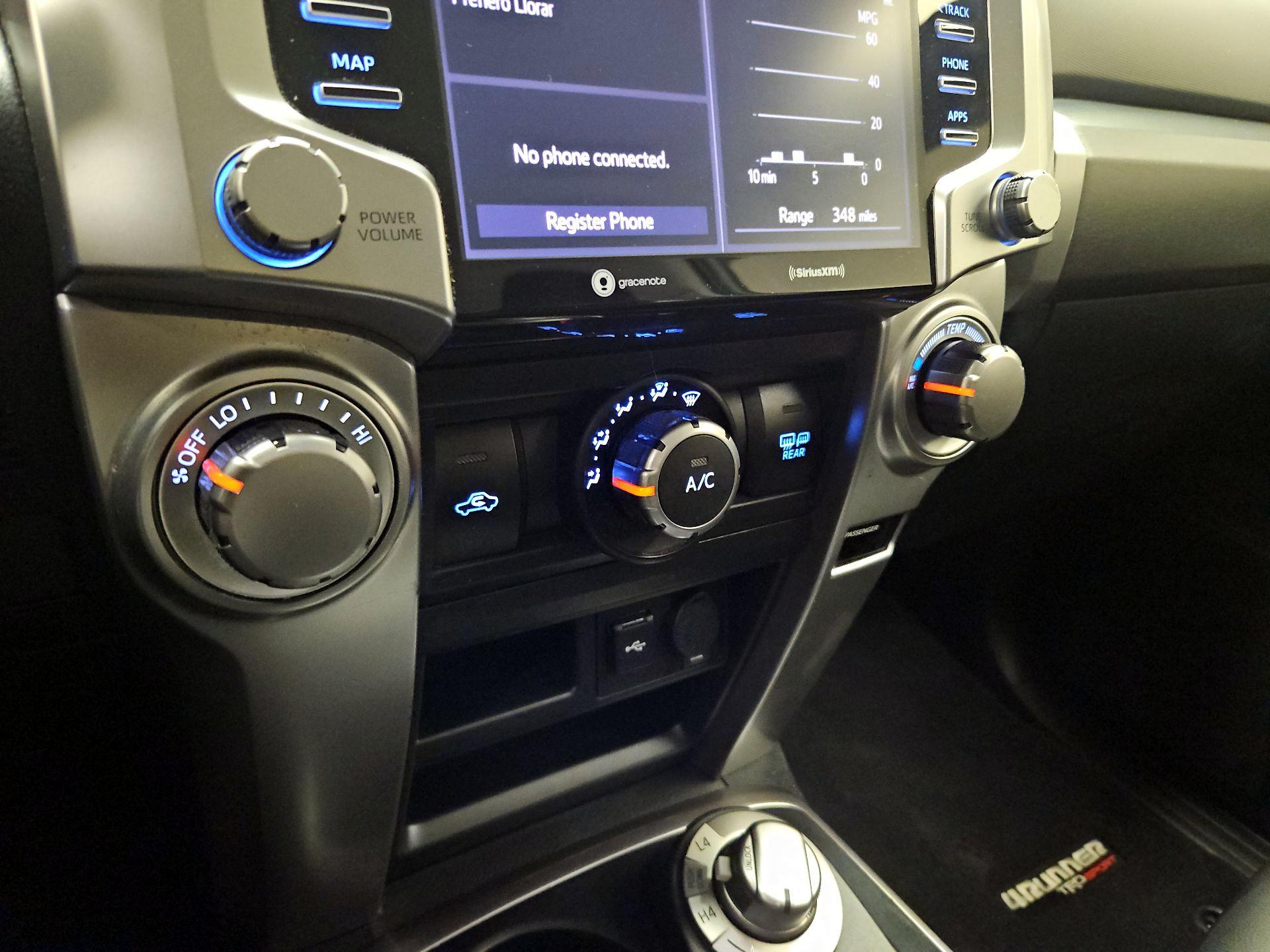 Thumbnail: 2022 Toyota 4Runner - 16