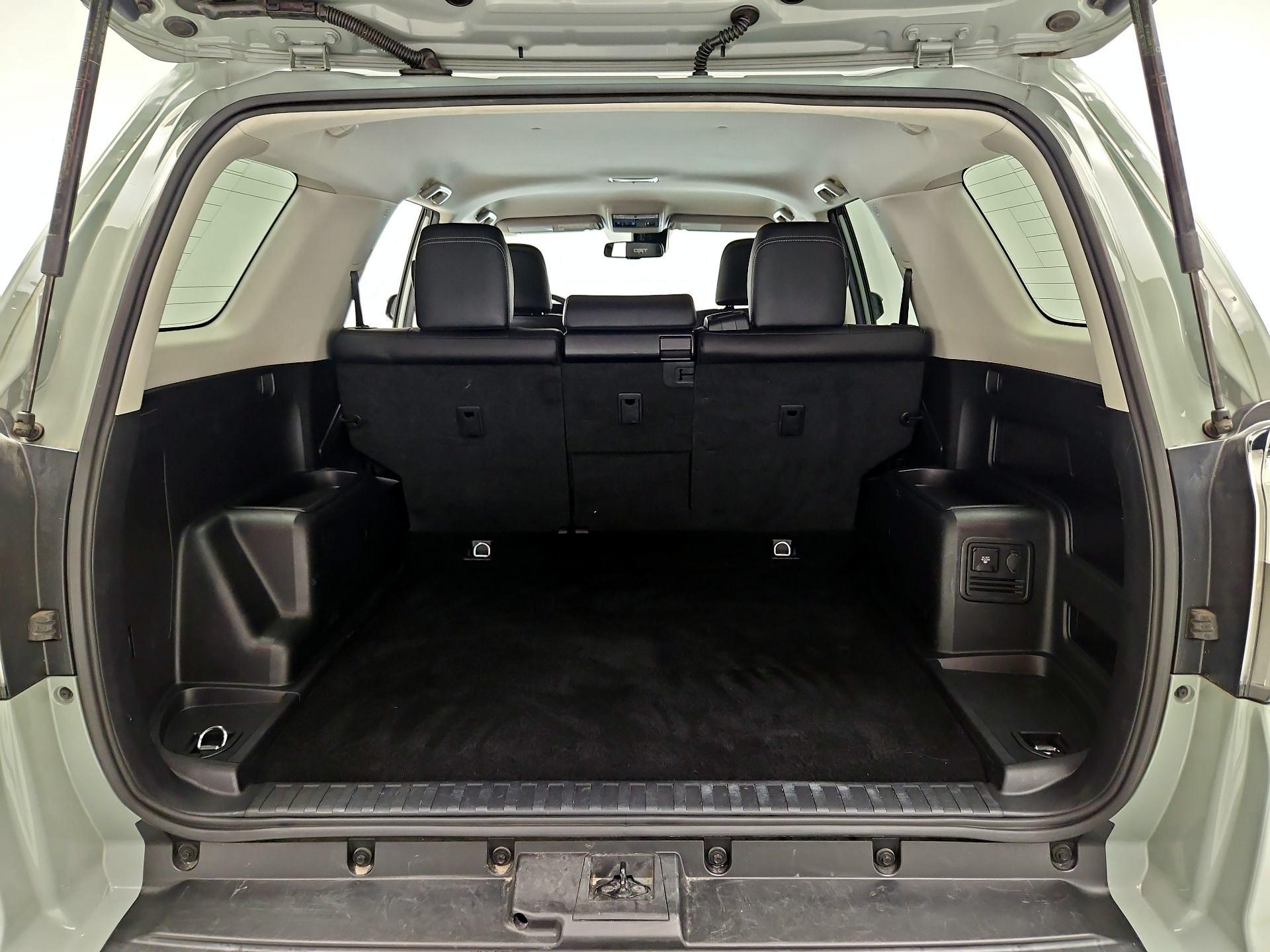 Thumbnail: 2022 Toyota 4Runner - 20