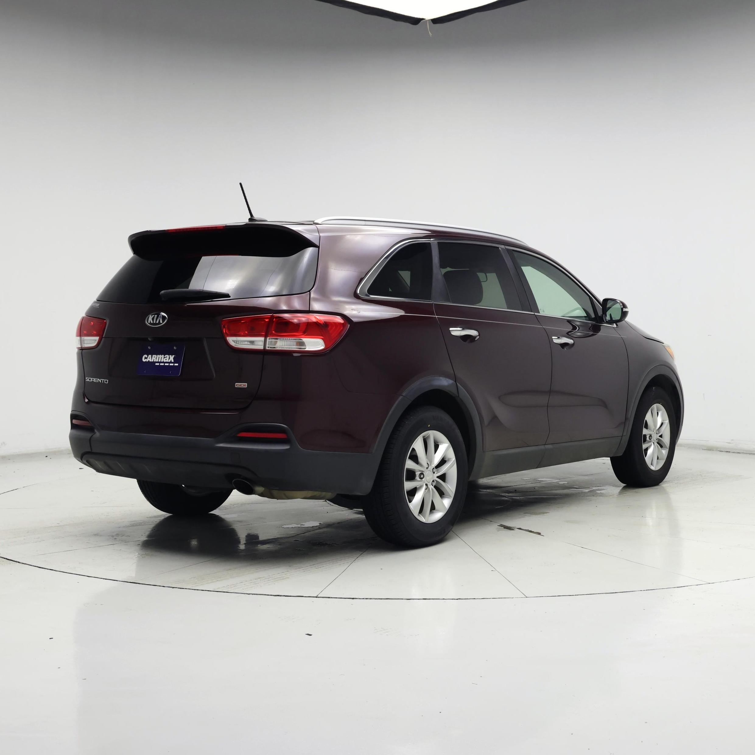 Thumbnail: 2016 Kia Sorento - 8