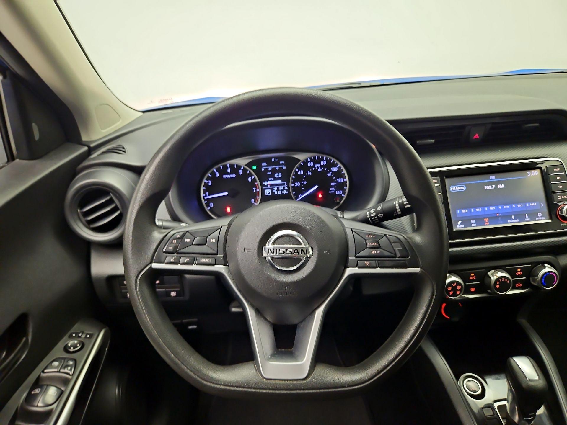 Thumbnail: 2021 Nissan Kicks - 10