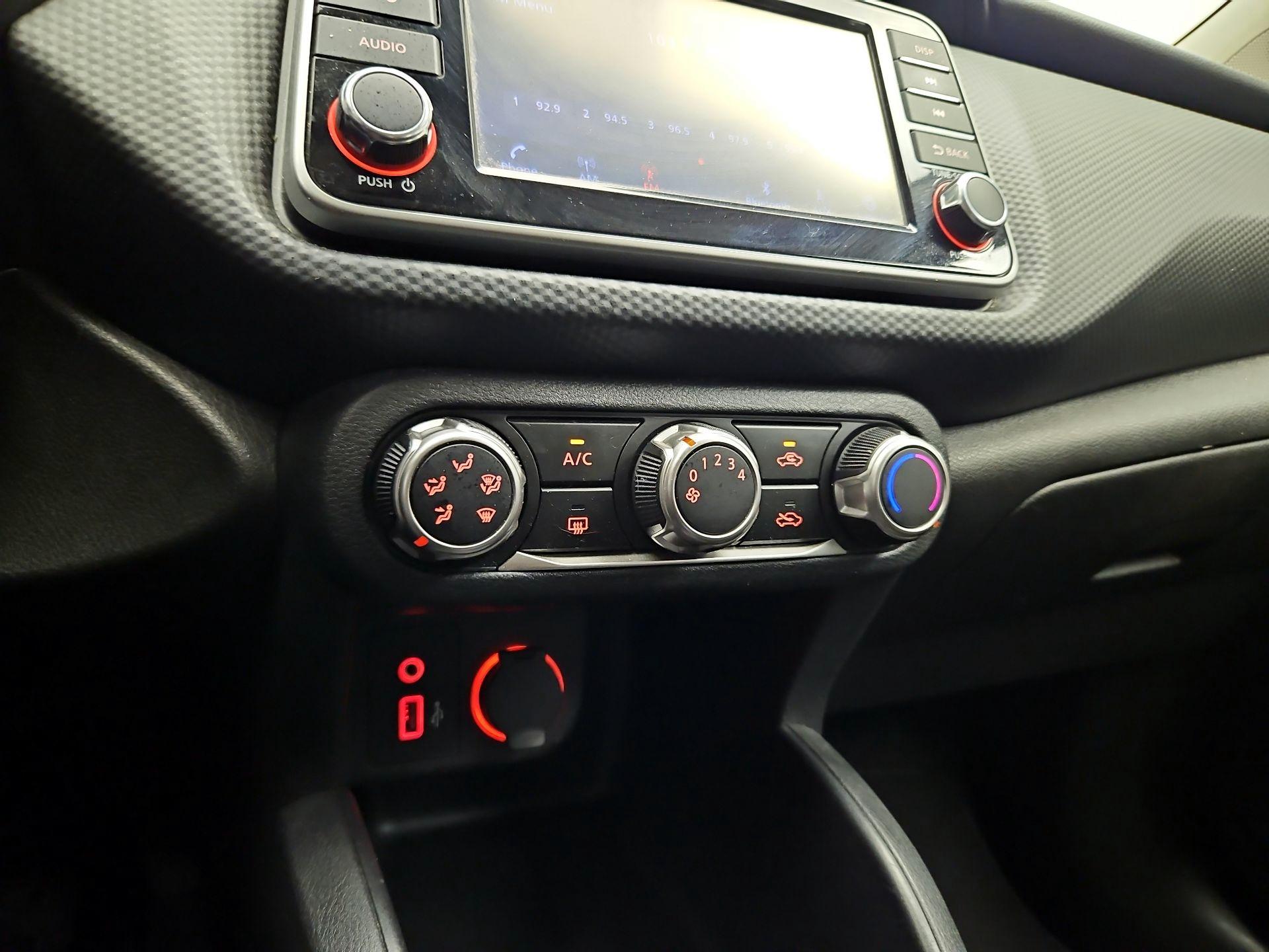 Thumbnail: 2021 Nissan Kicks - 15