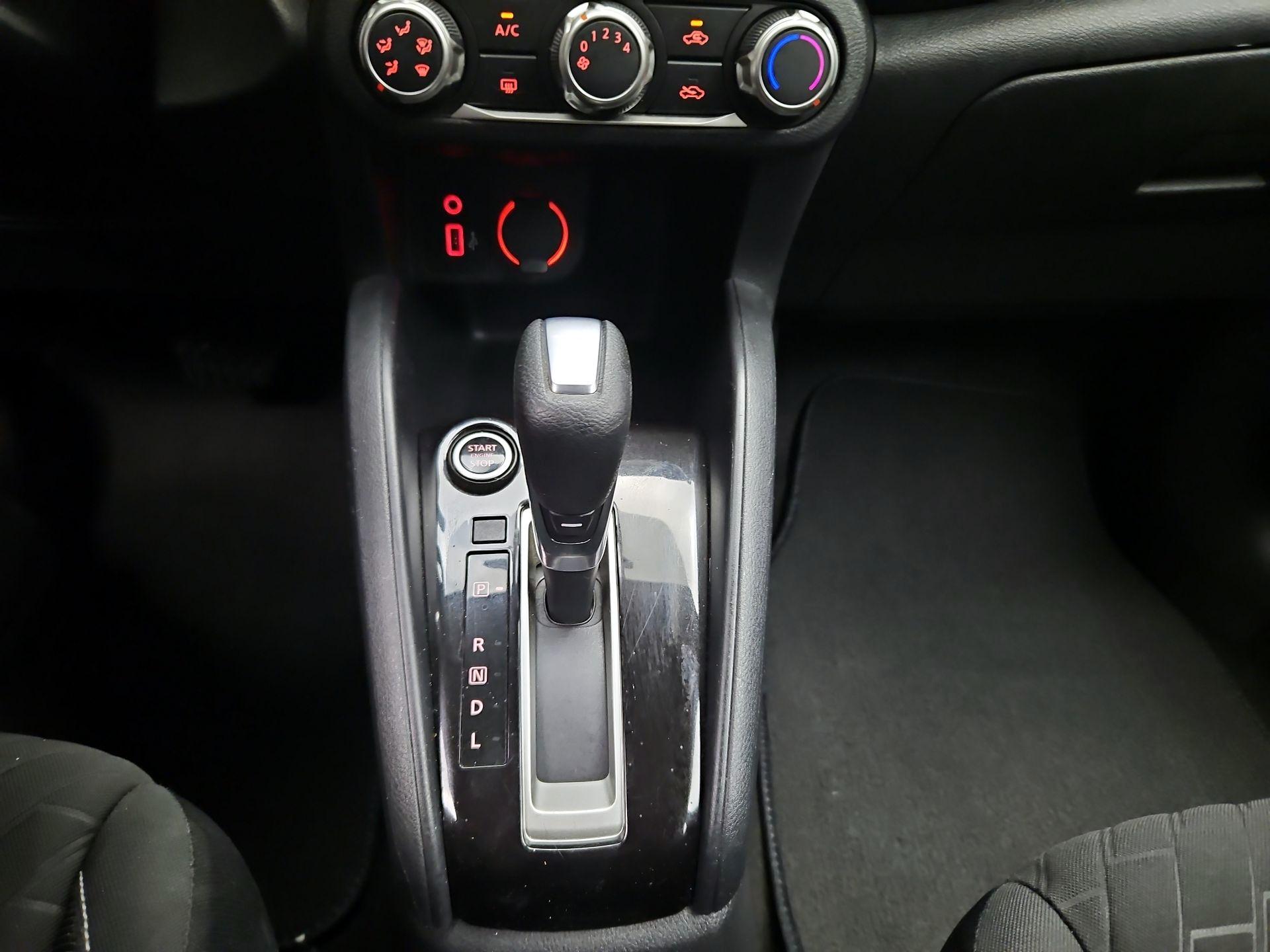 Thumbnail: 2021 Nissan Kicks - 16