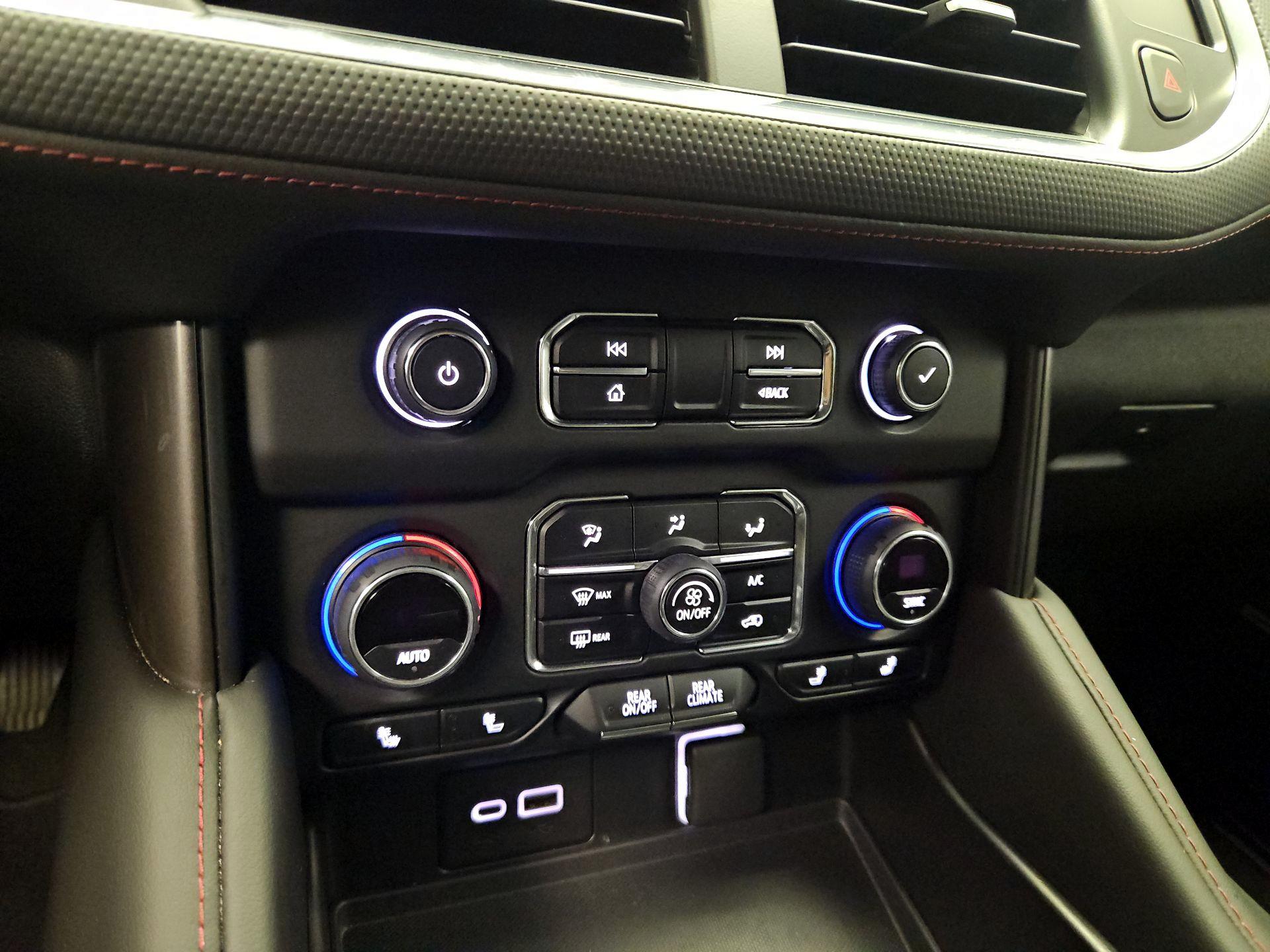 Thumbnail: 2022 Chevrolet Suburban - 15