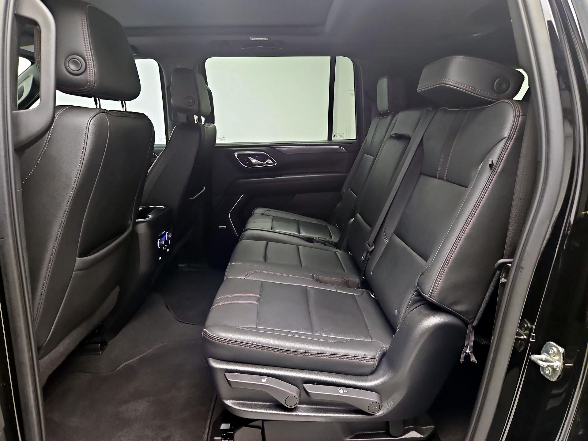 Thumbnail: 2022 Chevrolet Suburban - 17