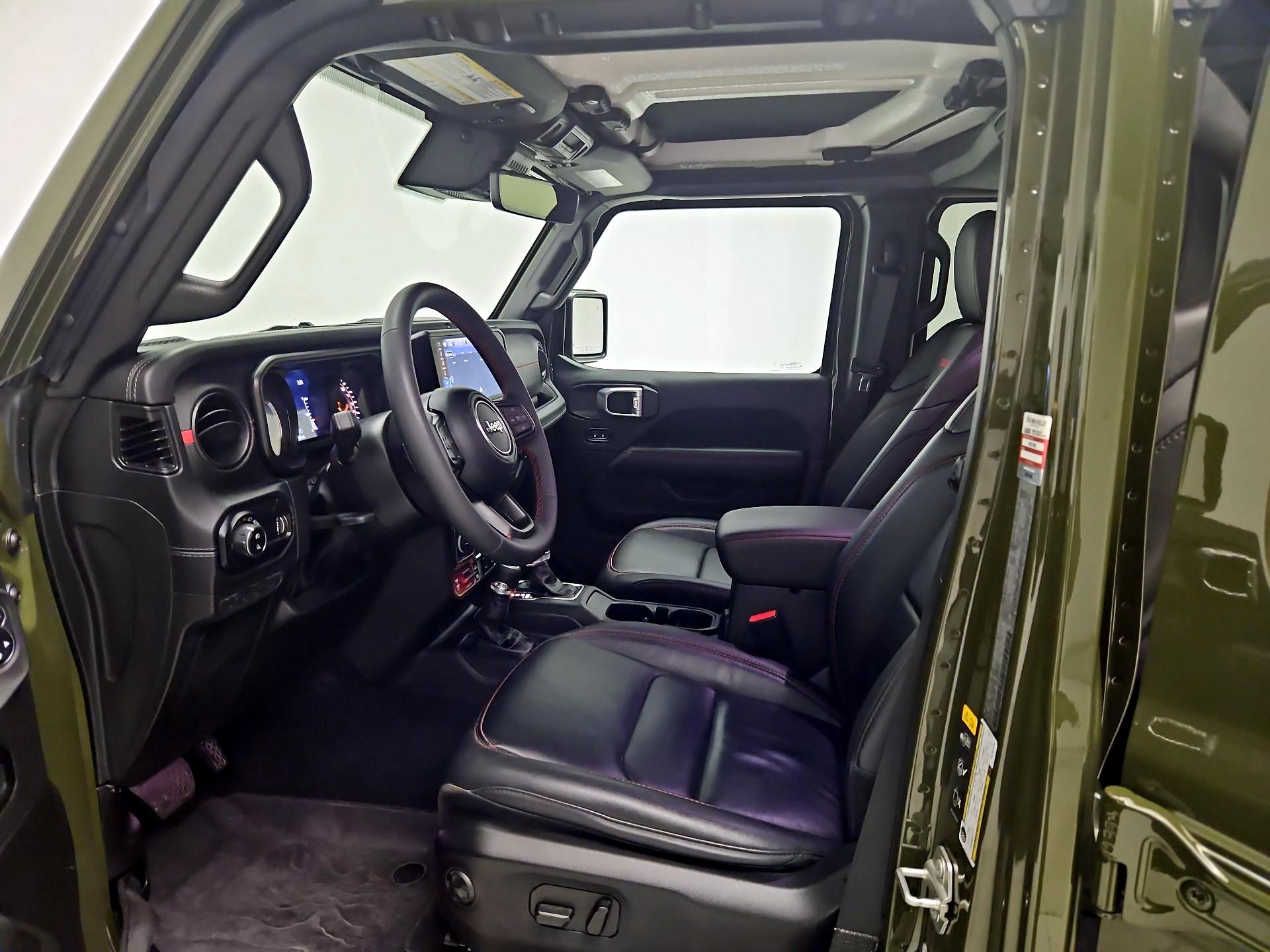 Thumbnail: 2024 Jeep Gladiator - 11