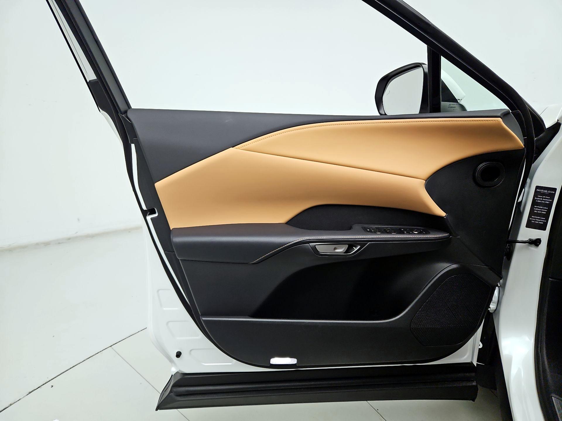 Thumbnail: 2024 Lexus RX - 12