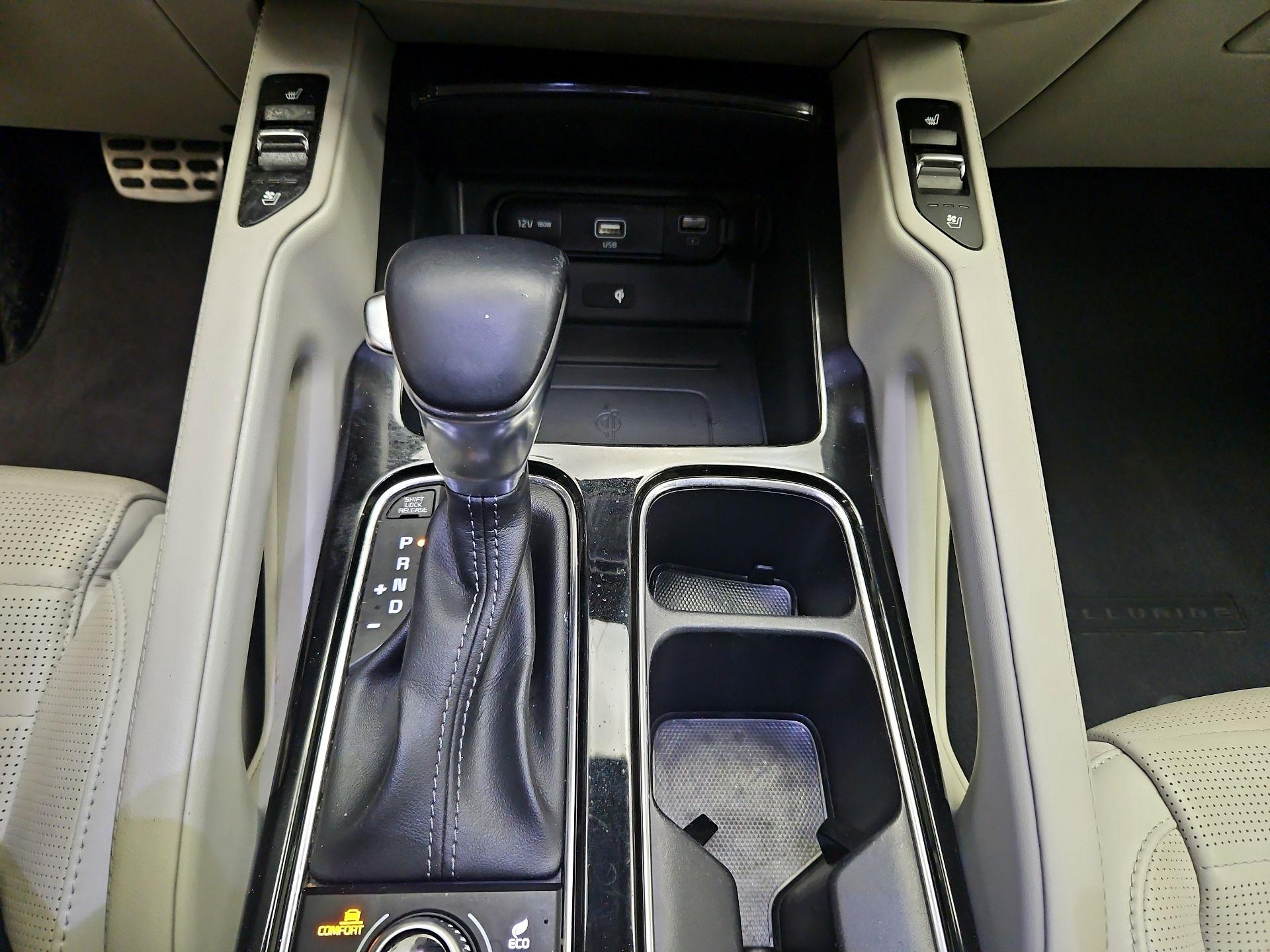 Thumbnail: 2022 Kia Telluride - 18