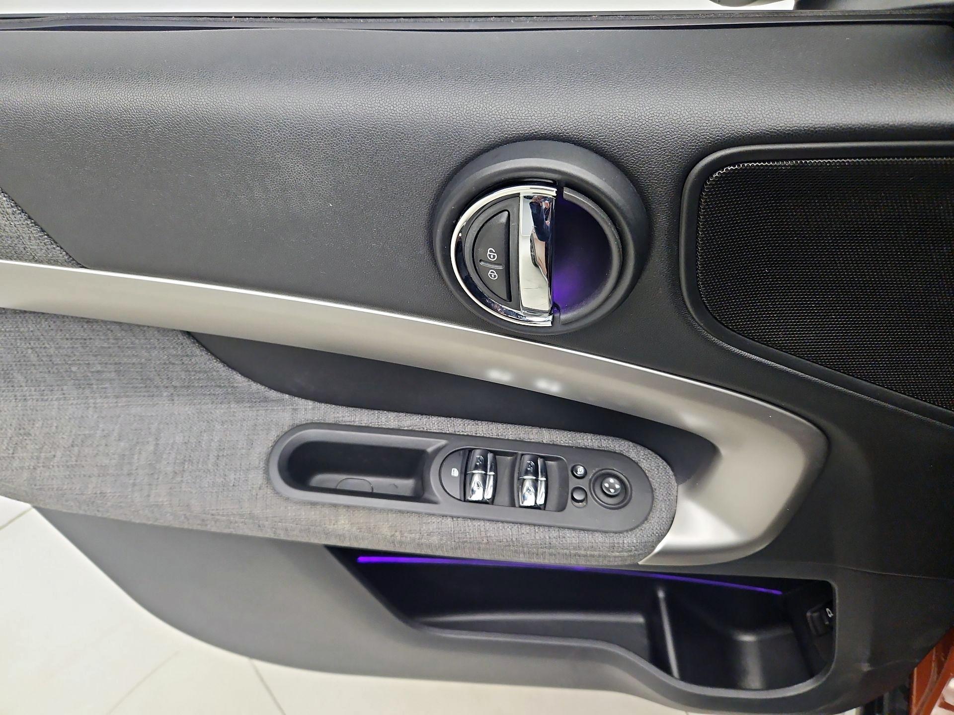 Thumbnail: 2020 MINI Cooper Countryman - 12