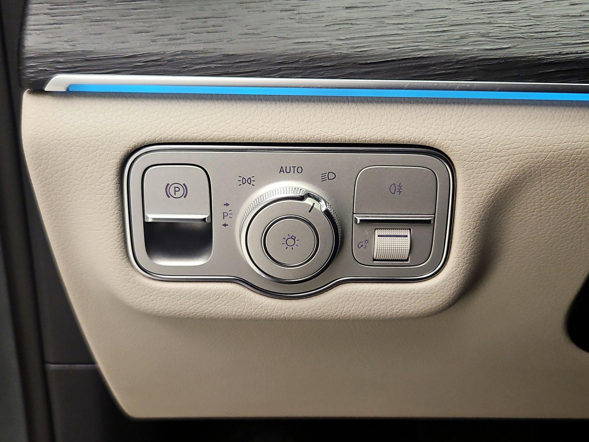 Thumbnail: 2022 Mercedes-Benz GLE - 13