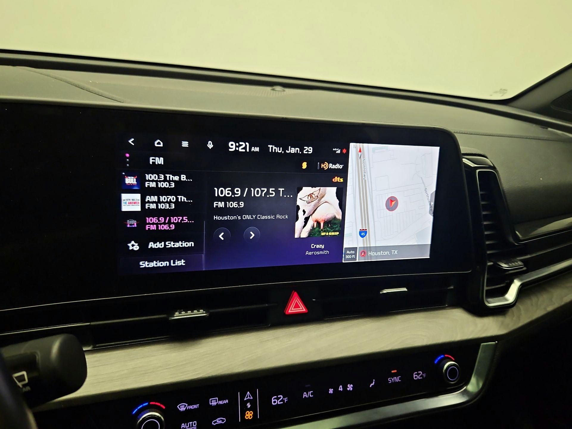 Thumbnail: 2023 Kia Sportage - 16