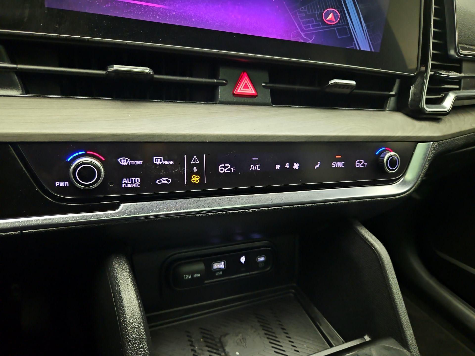 Thumbnail: 2023 Kia Sportage - 17