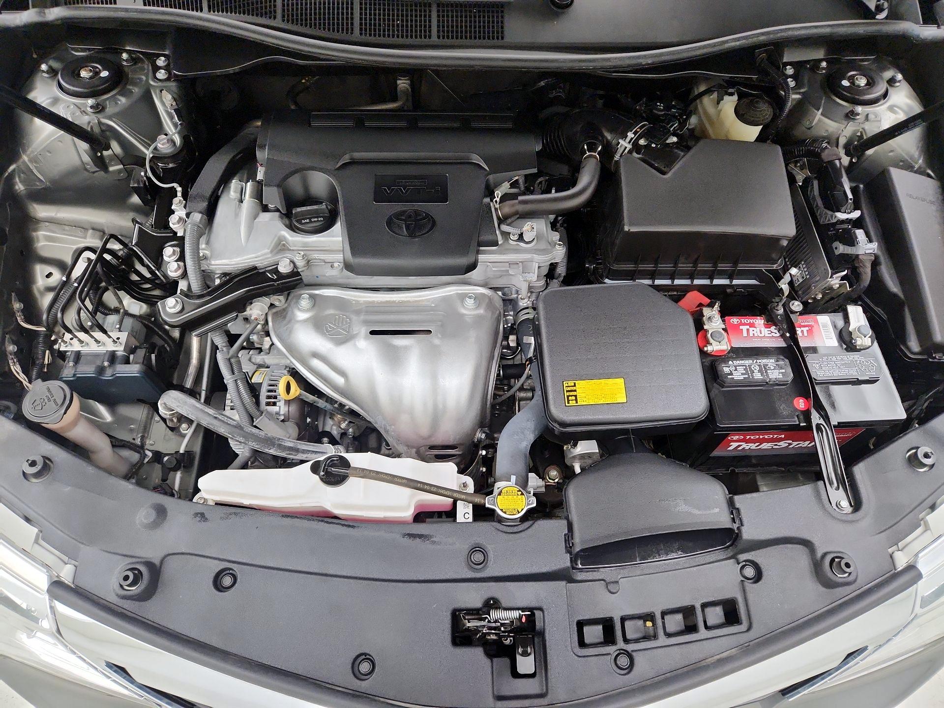 Thumbnail: 2014 Toyota Camry - 17