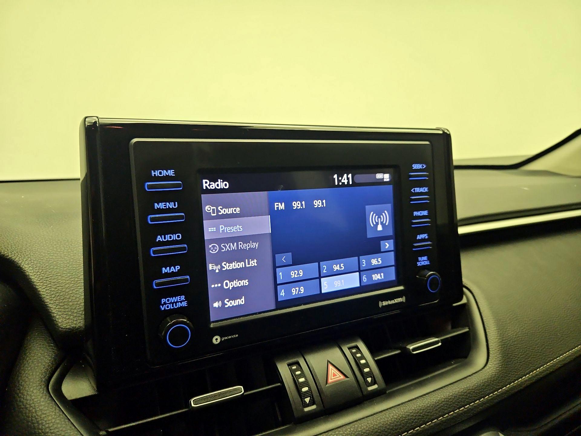 Thumbnail: 2021 Toyota RAV4 - 15