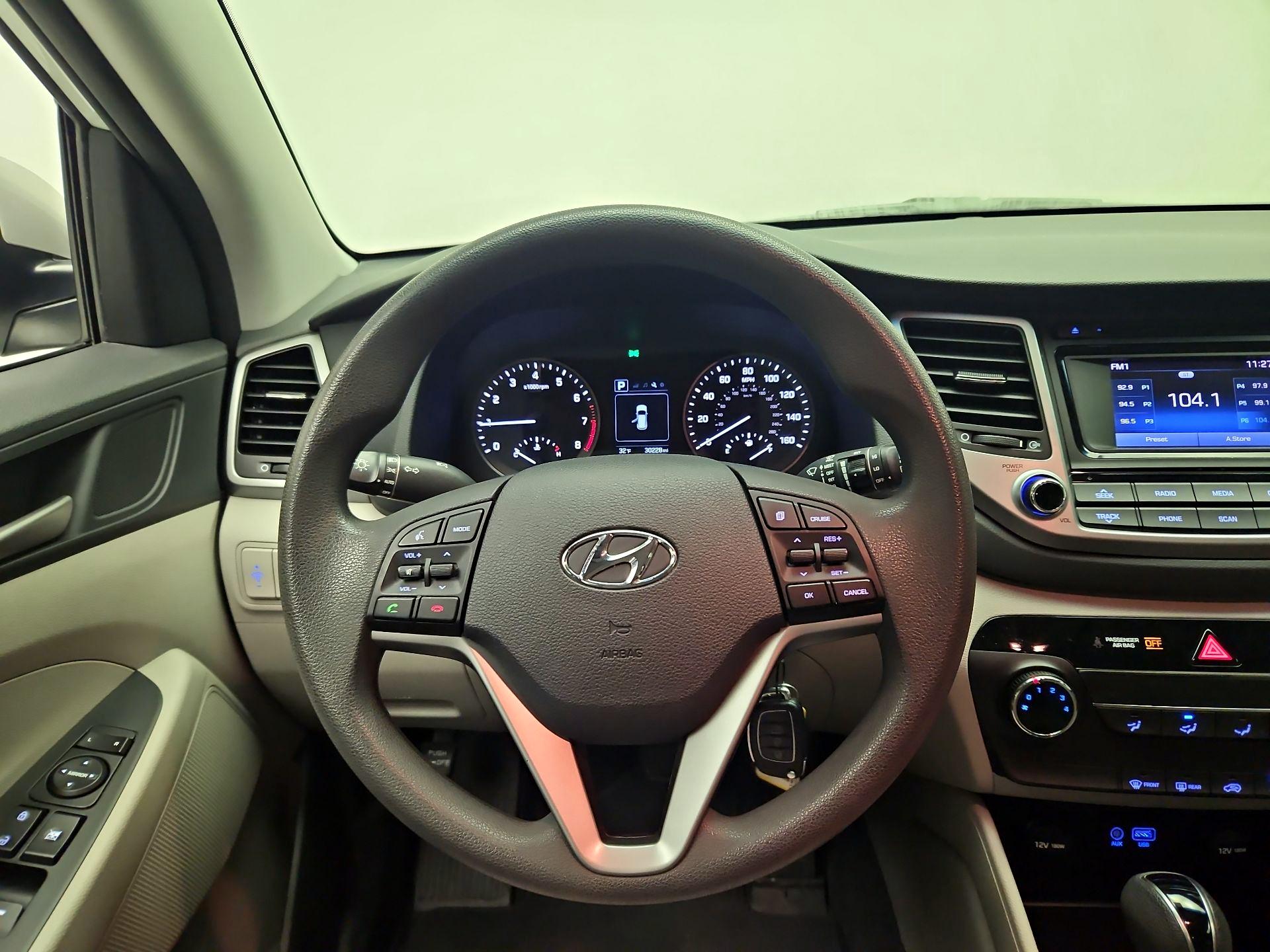 Thumbnail: 2018 Hyundai Tucson - 10