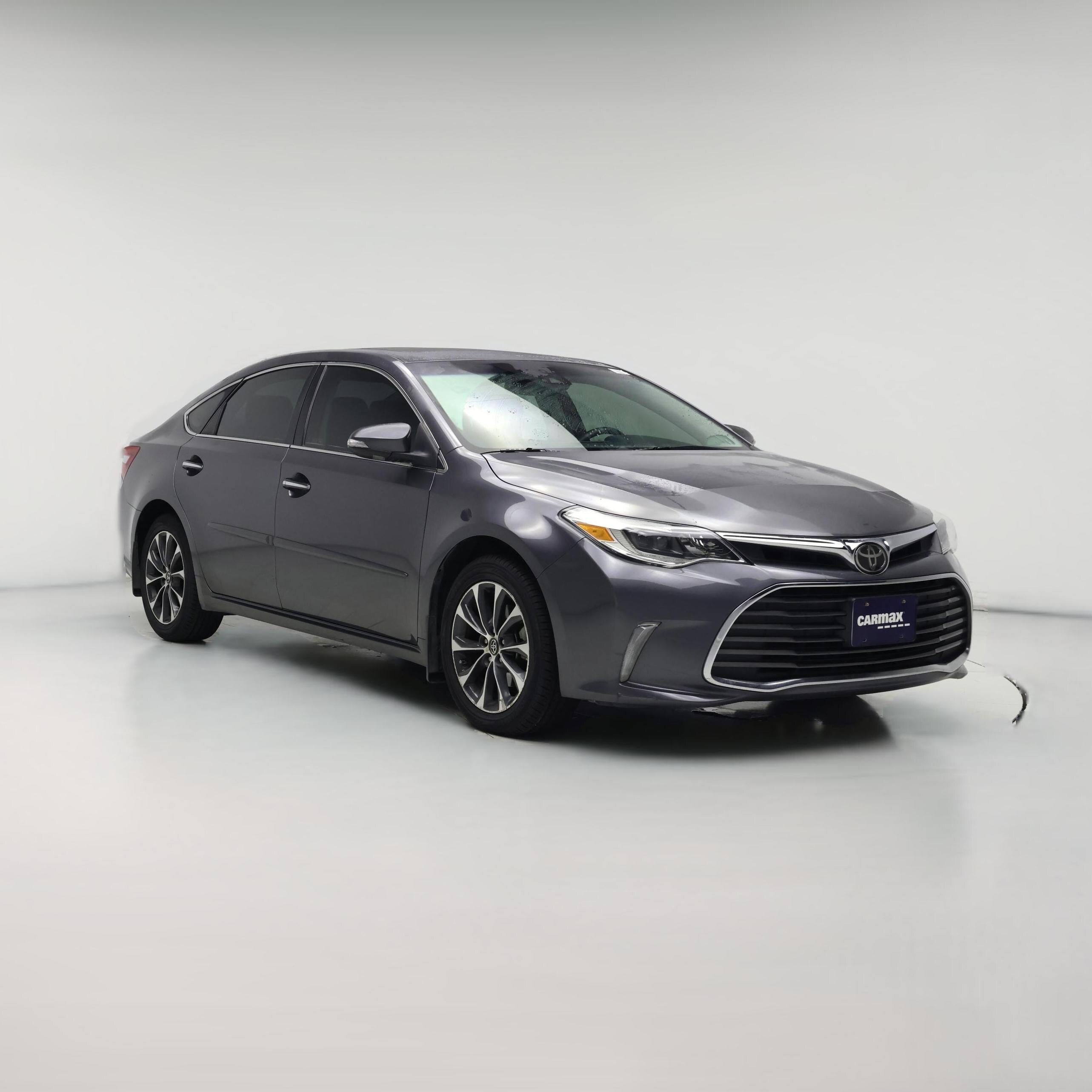 Thumbnail: 2016 Toyota Avalon - 1