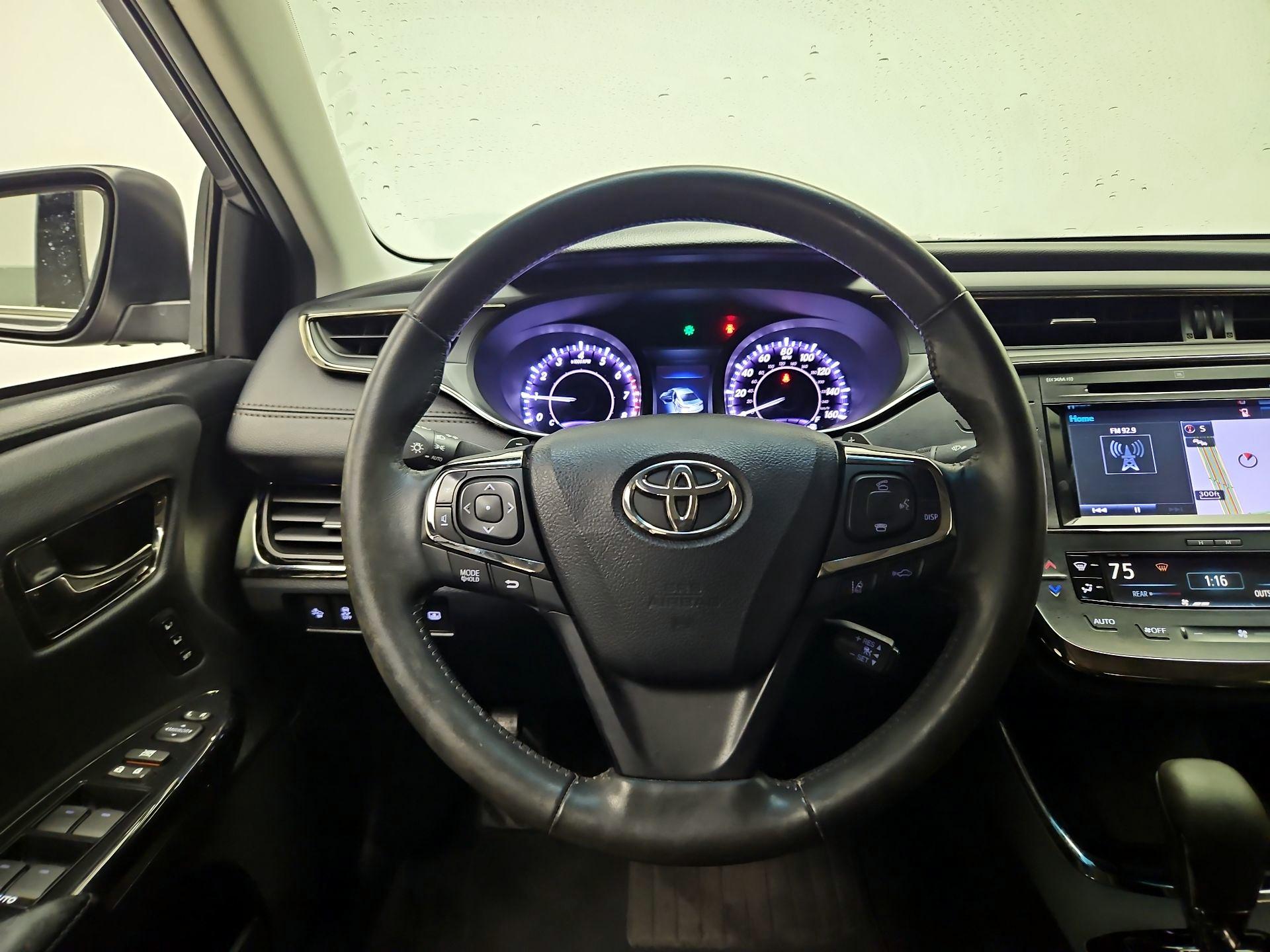 Thumbnail: 2016 Toyota Avalon - 10