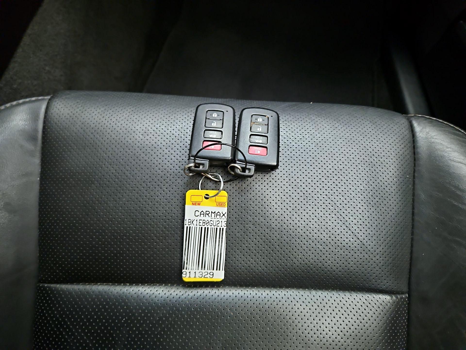 Thumbnail: 2016 Toyota Avalon - 20