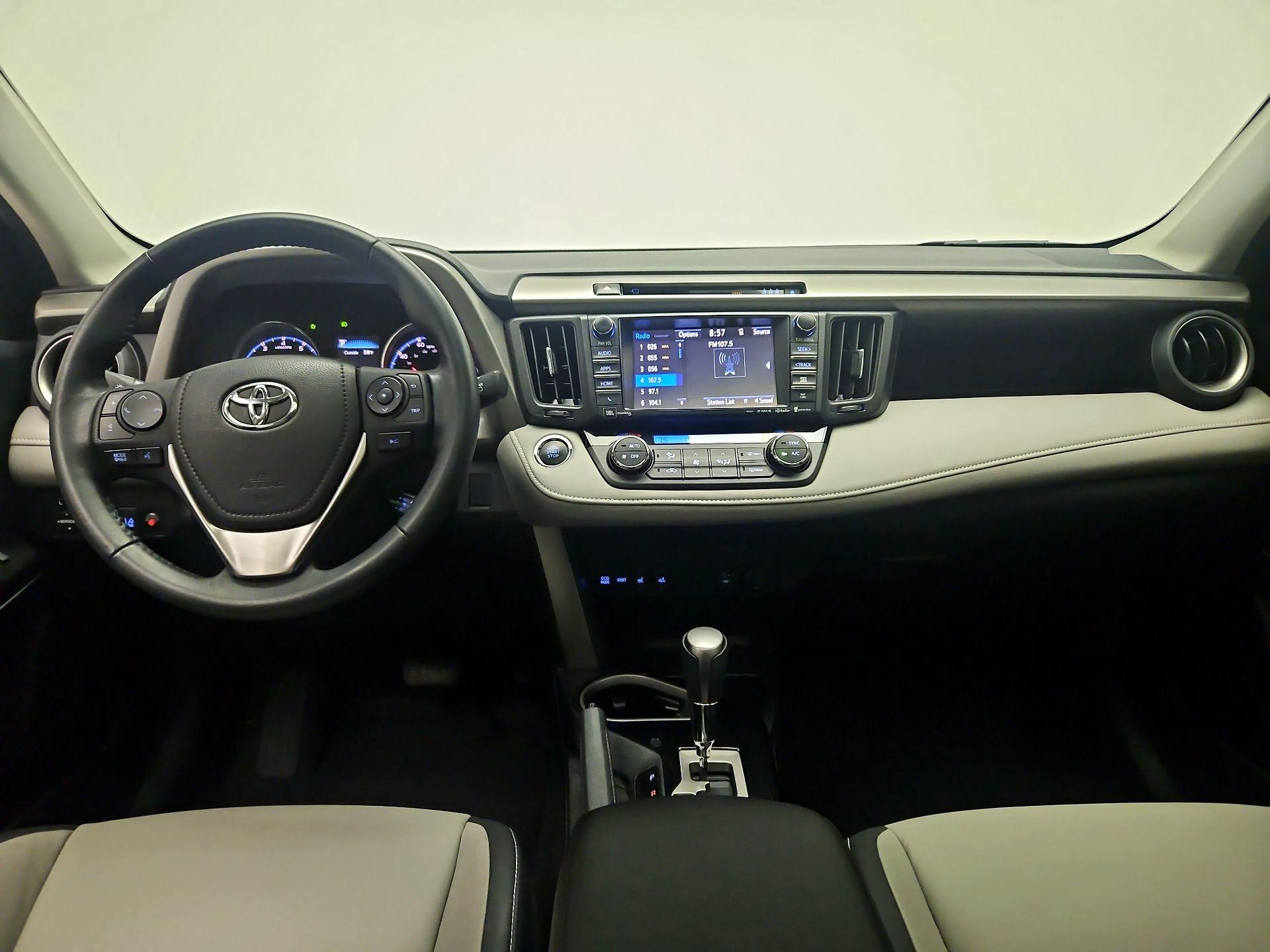 Thumbnail: 2018 Toyota RAV4 - 9