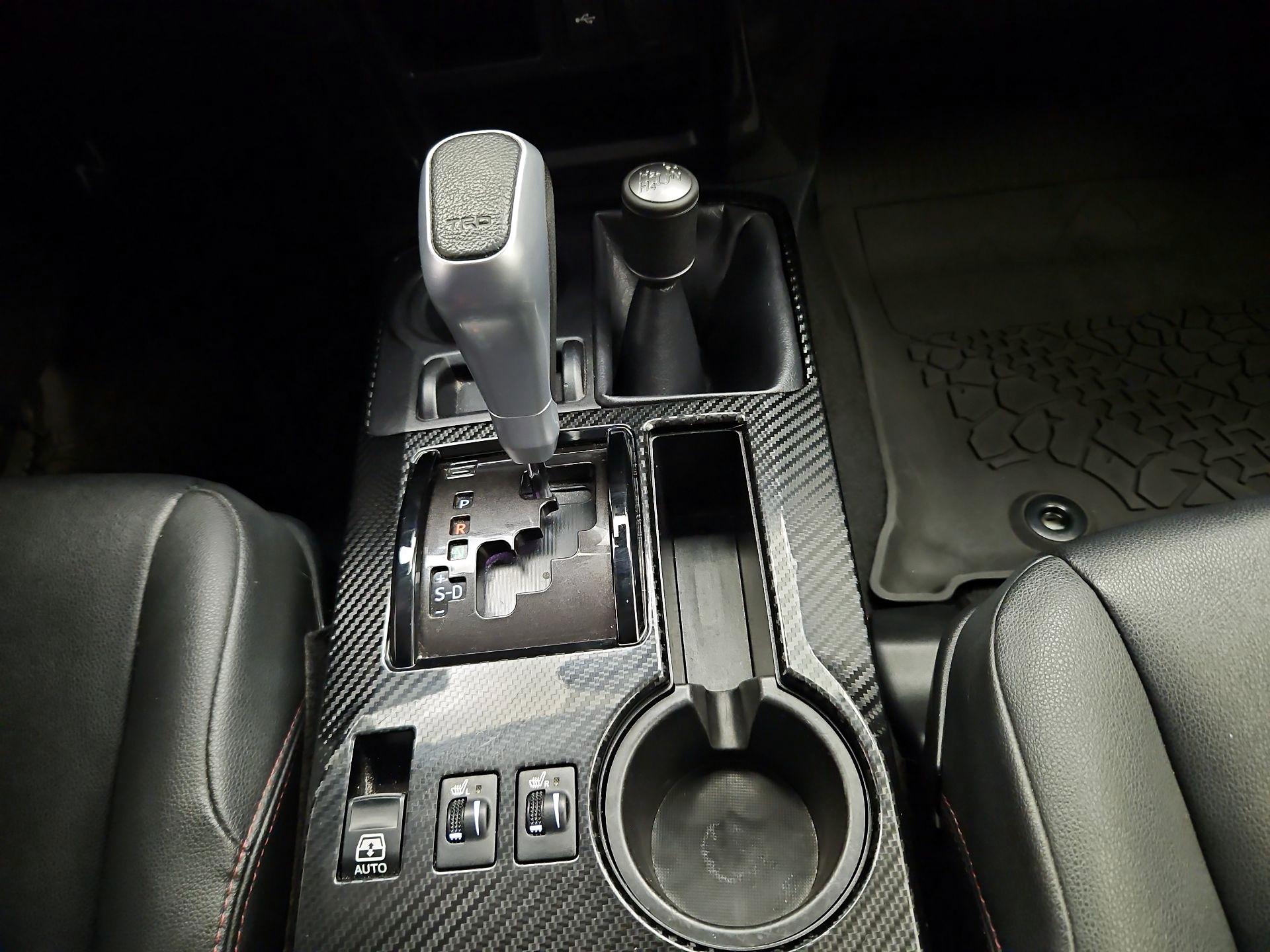 Thumbnail: 2021 Toyota 4Runner - 16