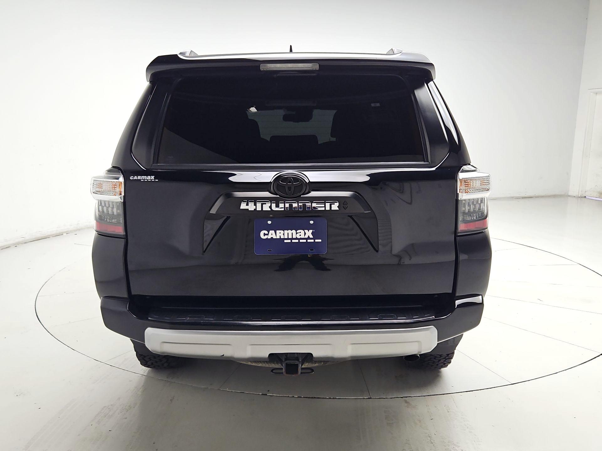 Thumbnail: 2021 Toyota 4Runner - 6