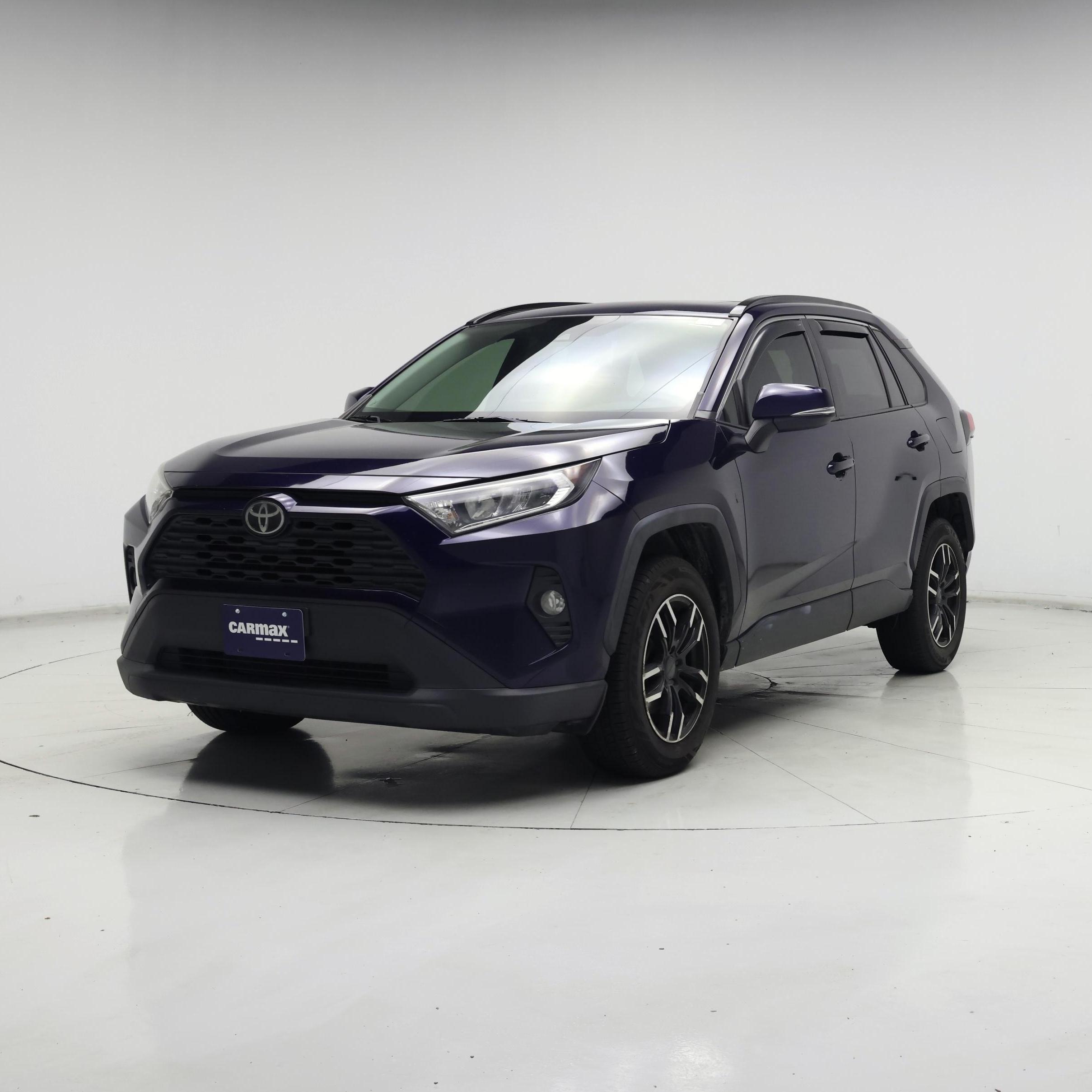 Thumbnail: 2020 Toyota RAV4 - 4