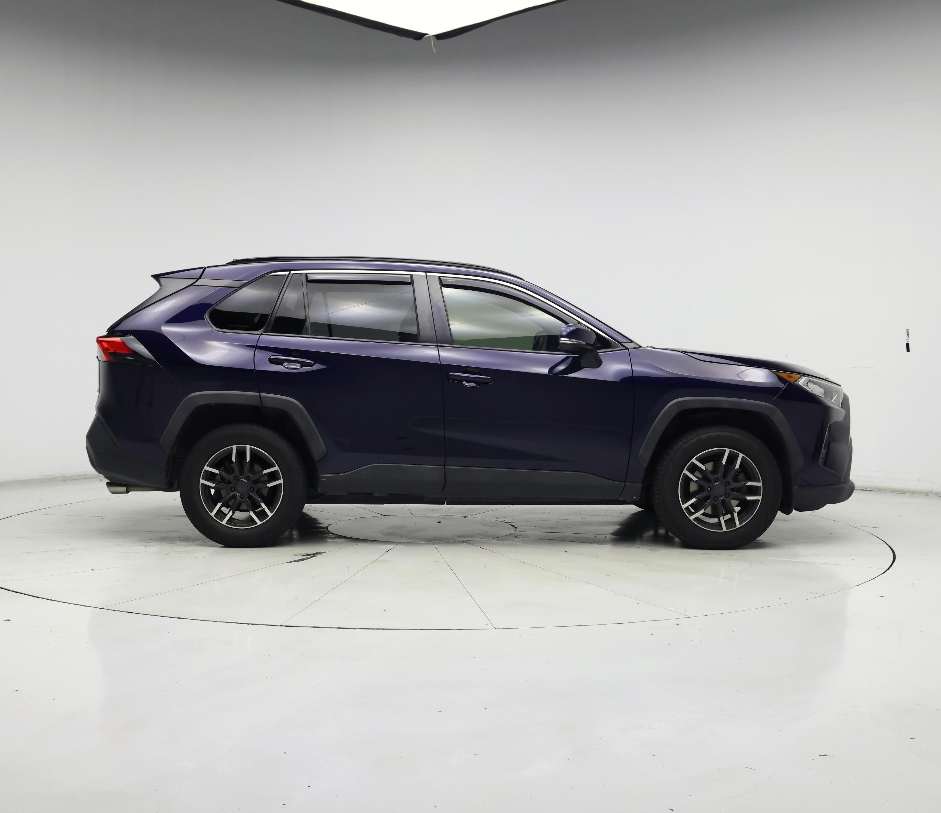 Thumbnail: 2020 Toyota RAV4 - 7