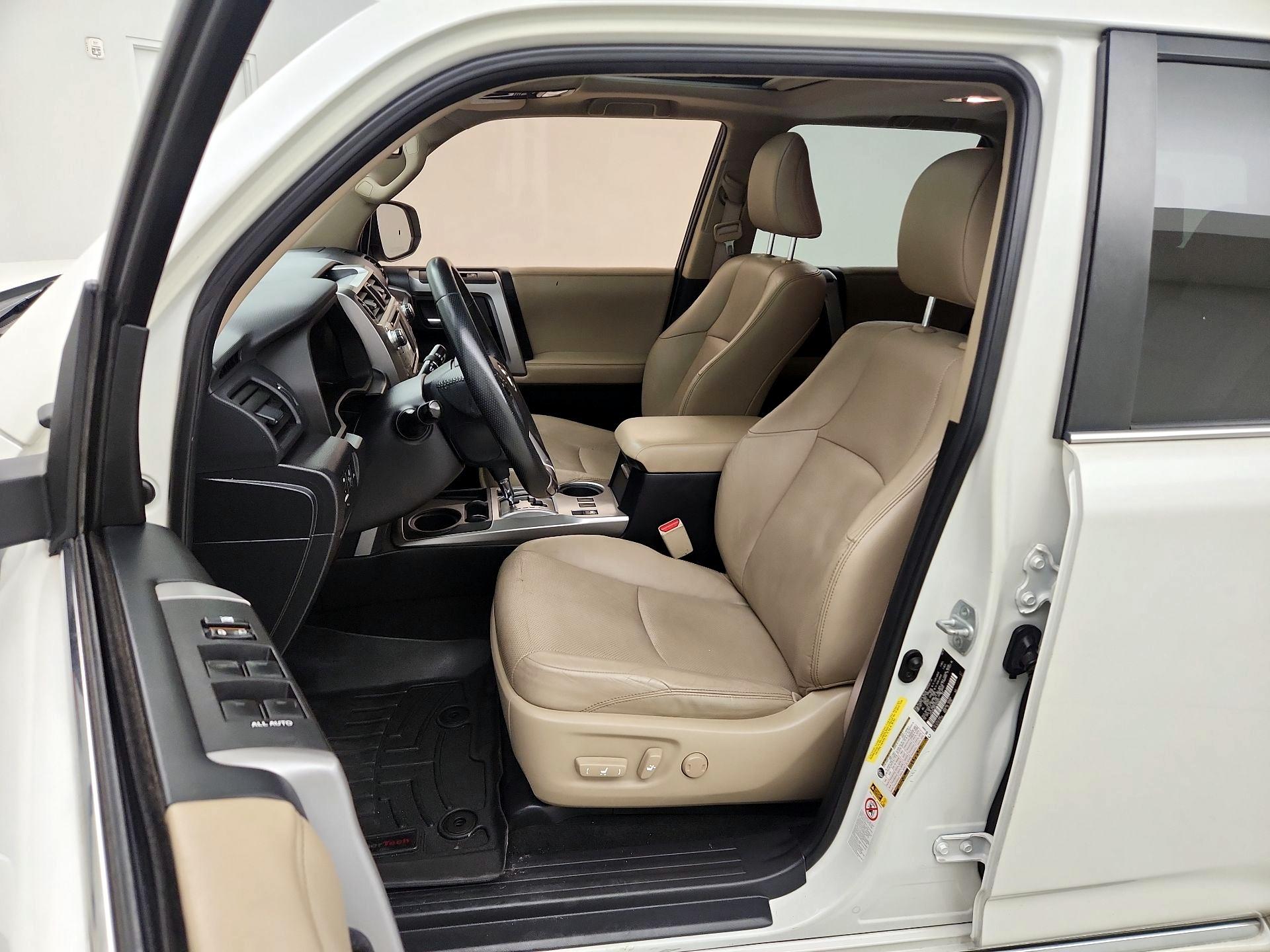 Thumbnail: 2015 Toyota 4Runner - 11