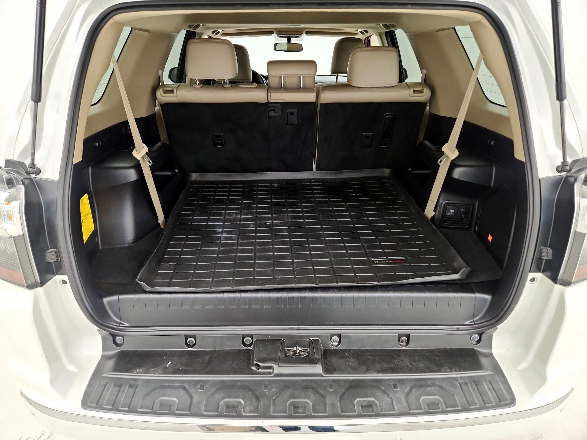 Thumbnail: 2015 Toyota 4Runner - 16