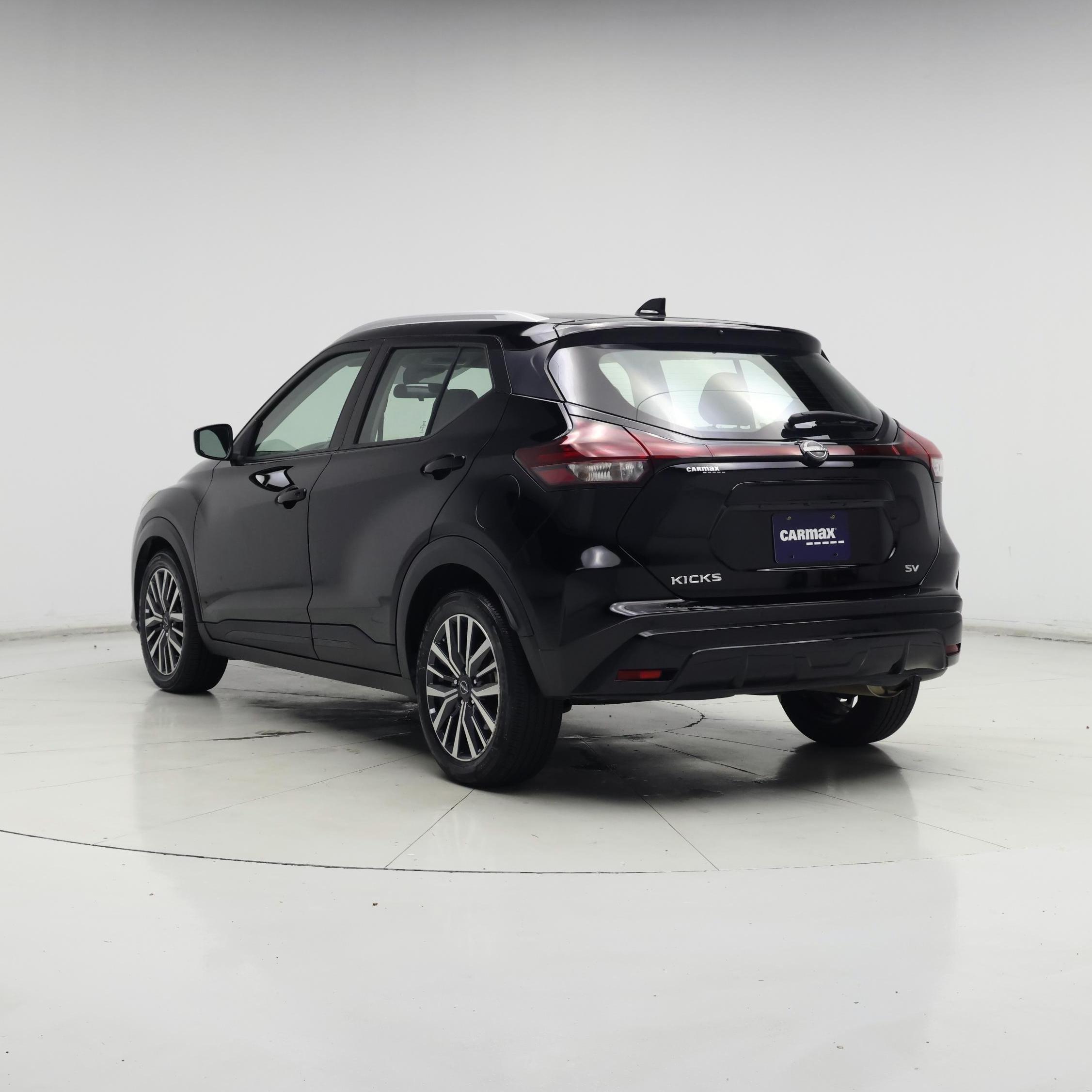 Thumbnail: 2022 Nissan Kicks - 2