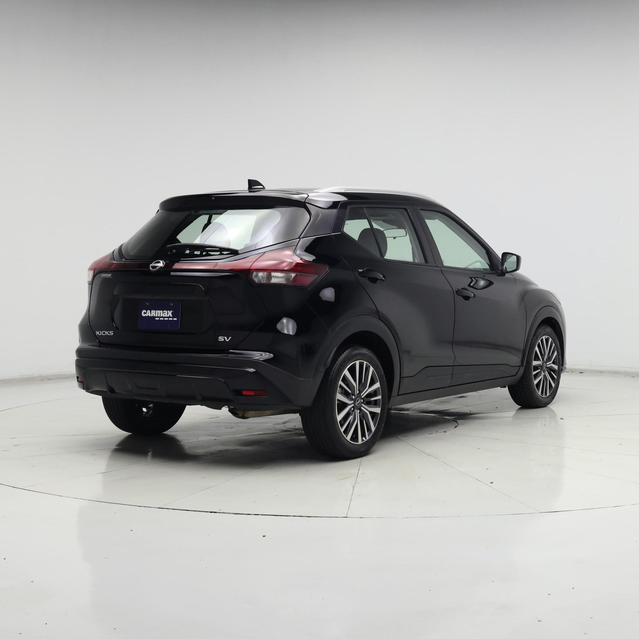 Thumbnail: 2022 Nissan Kicks - 8