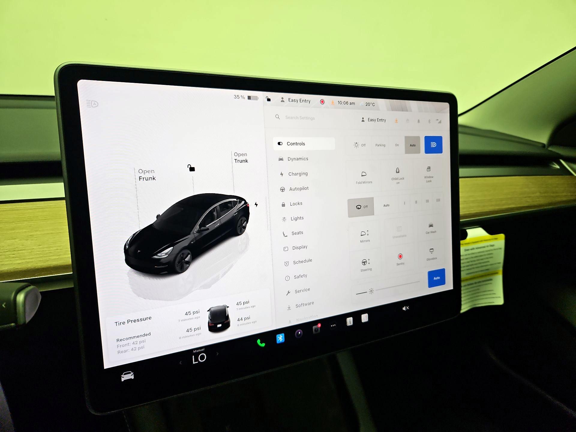 Thumbnail: 2023 Tesla Model 3 - 16