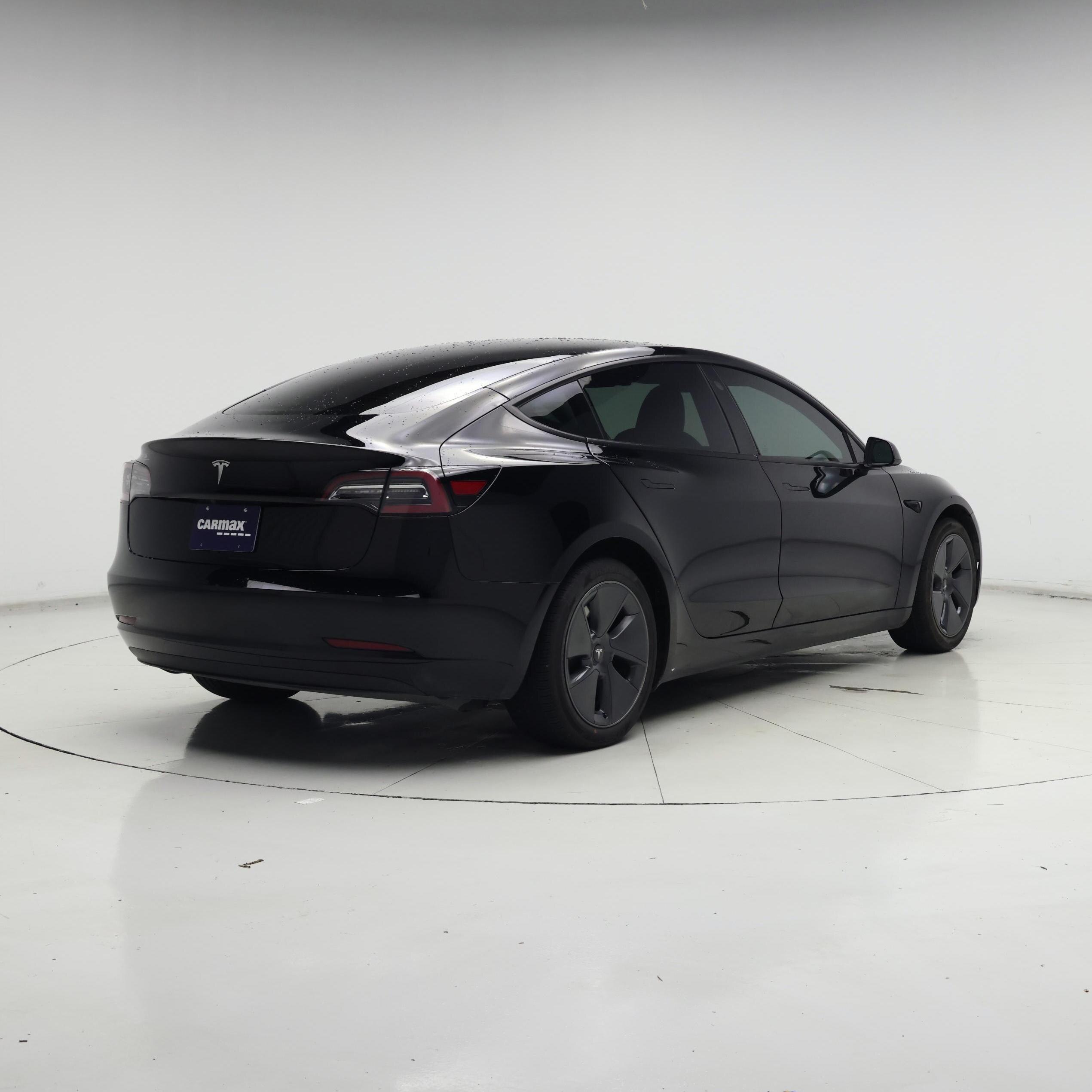 Thumbnail: 2023 Tesla Model 3 - 8