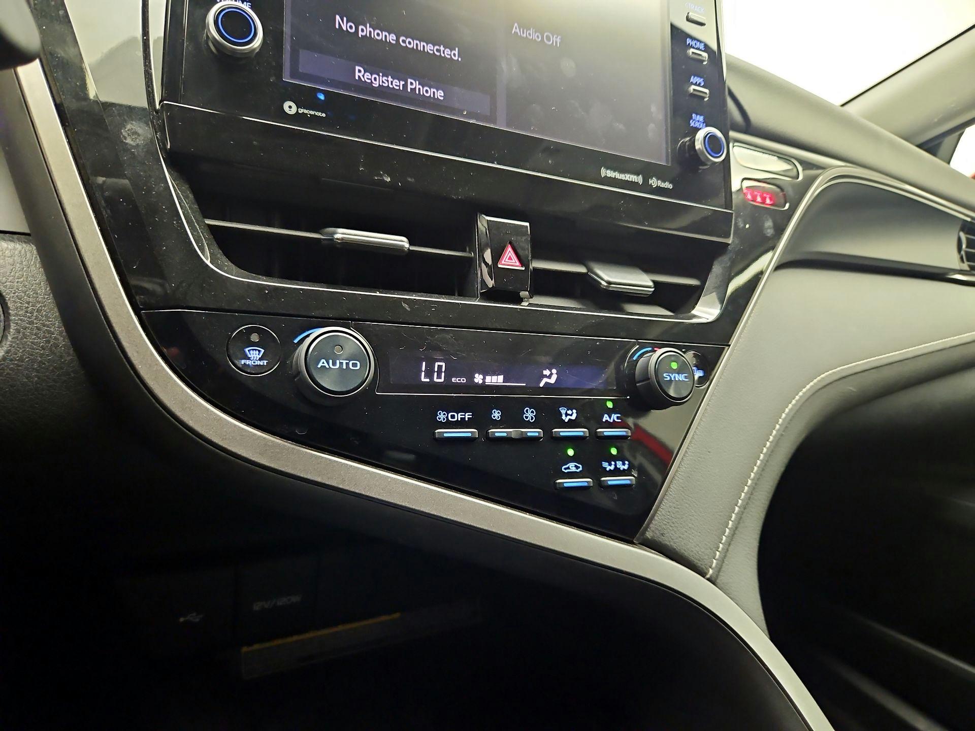 Thumbnail: 2021 Toyota Camry - 15