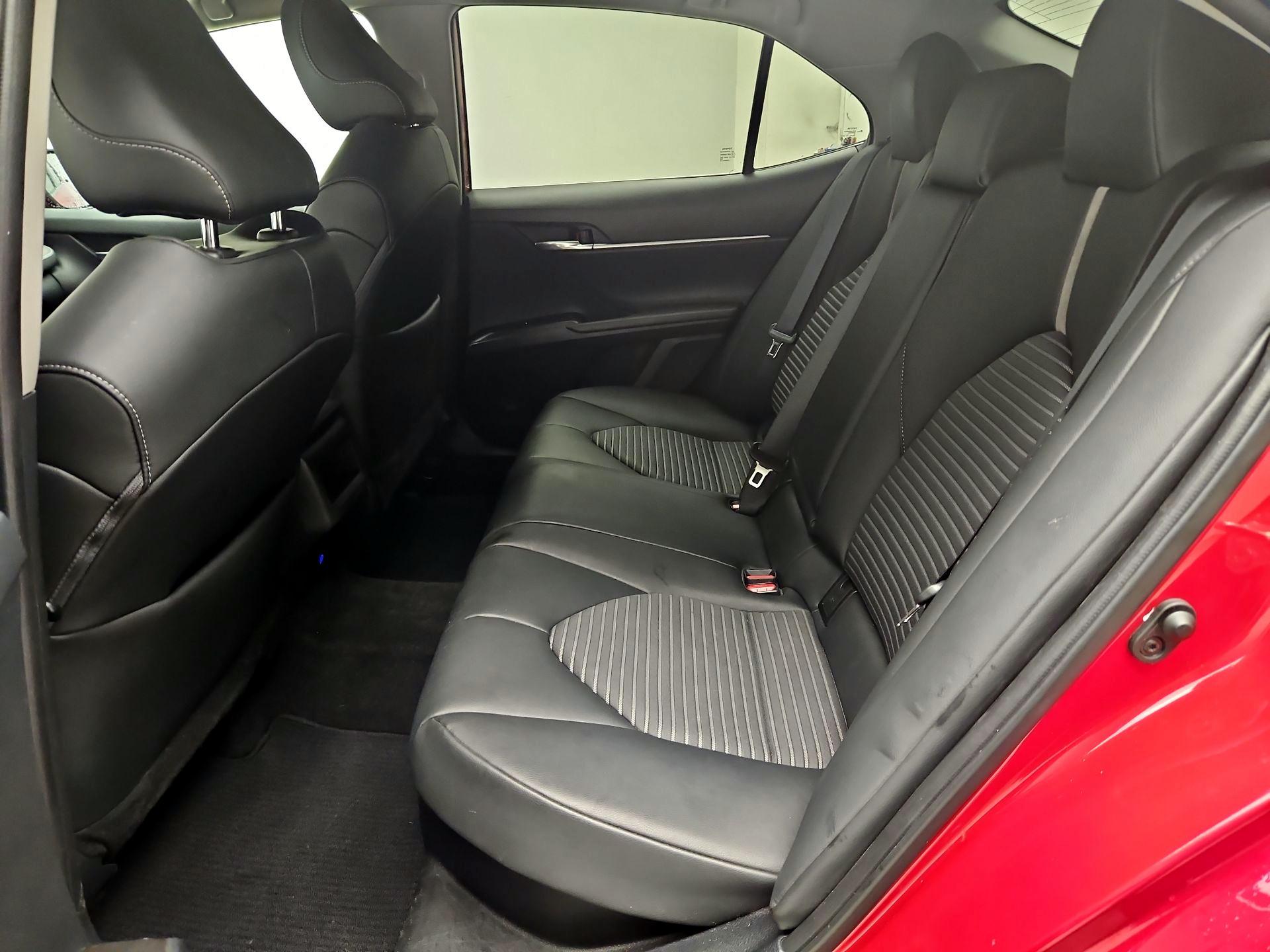 Thumbnail: 2021 Toyota Camry - 17