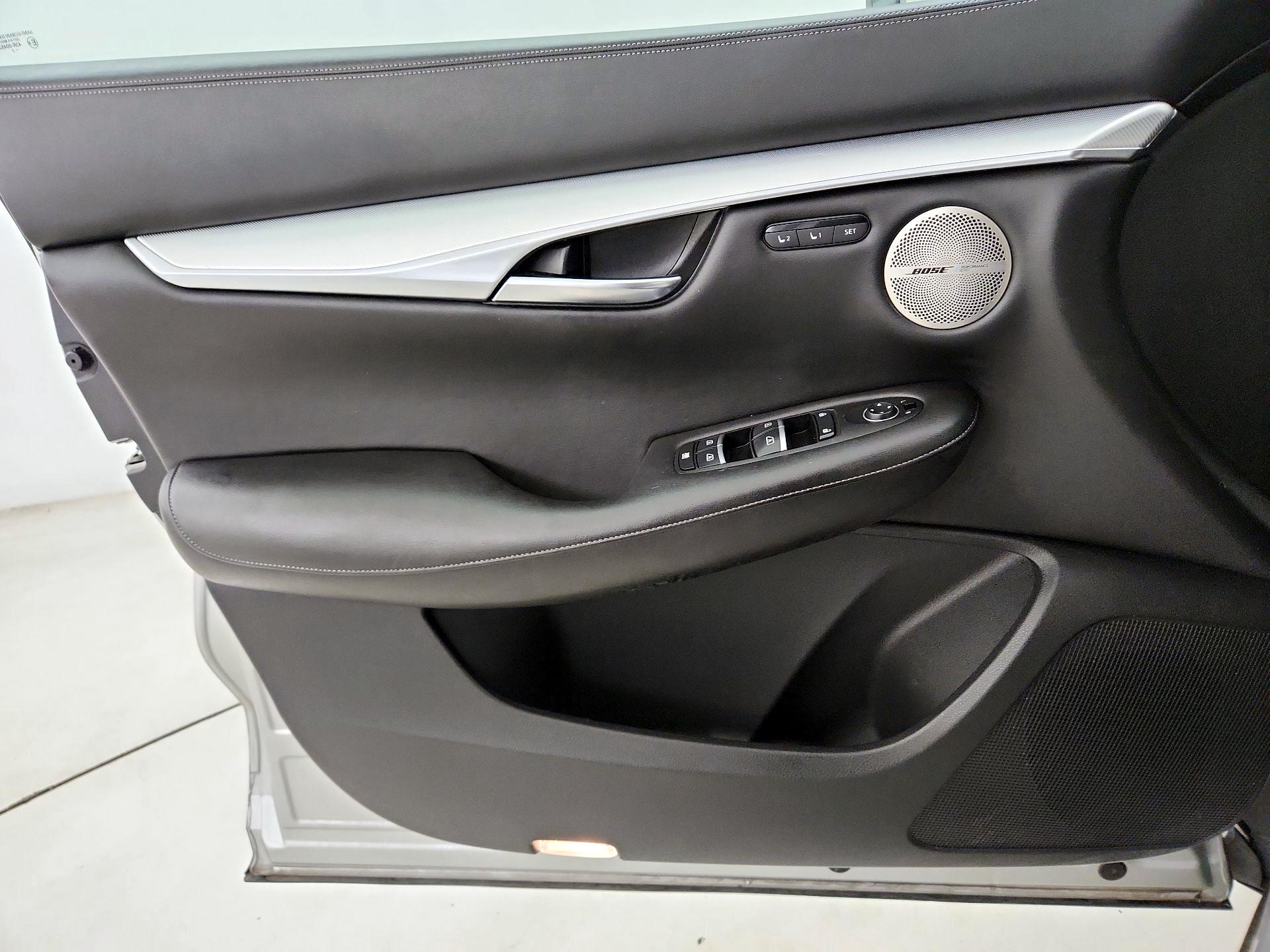 Thumbnail: 2019 INFINITI QX50 - 12