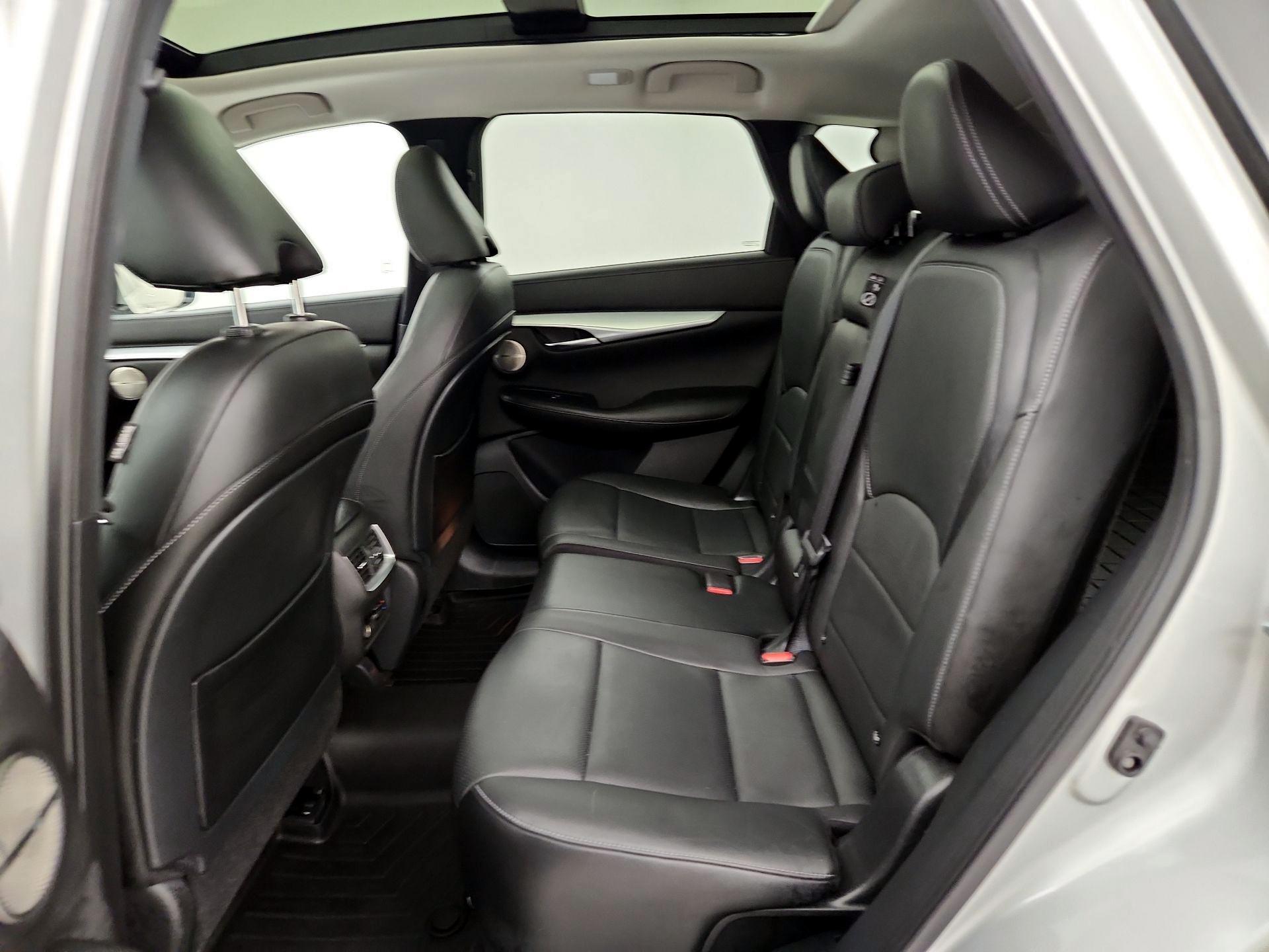 Thumbnail: 2019 INFINITI QX50 - 20