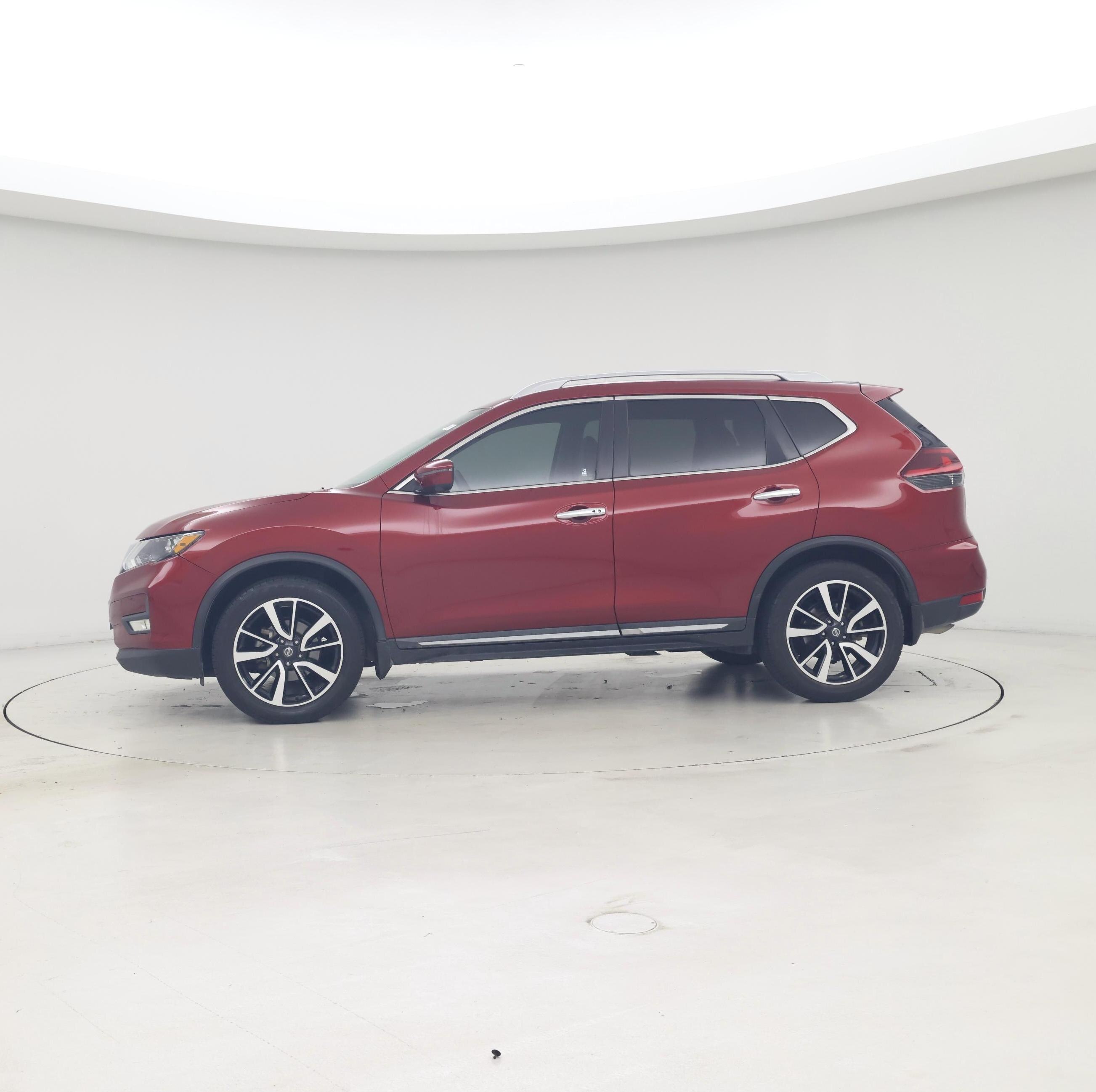 Thumbnail: 2019 Nissan Rogue - 3