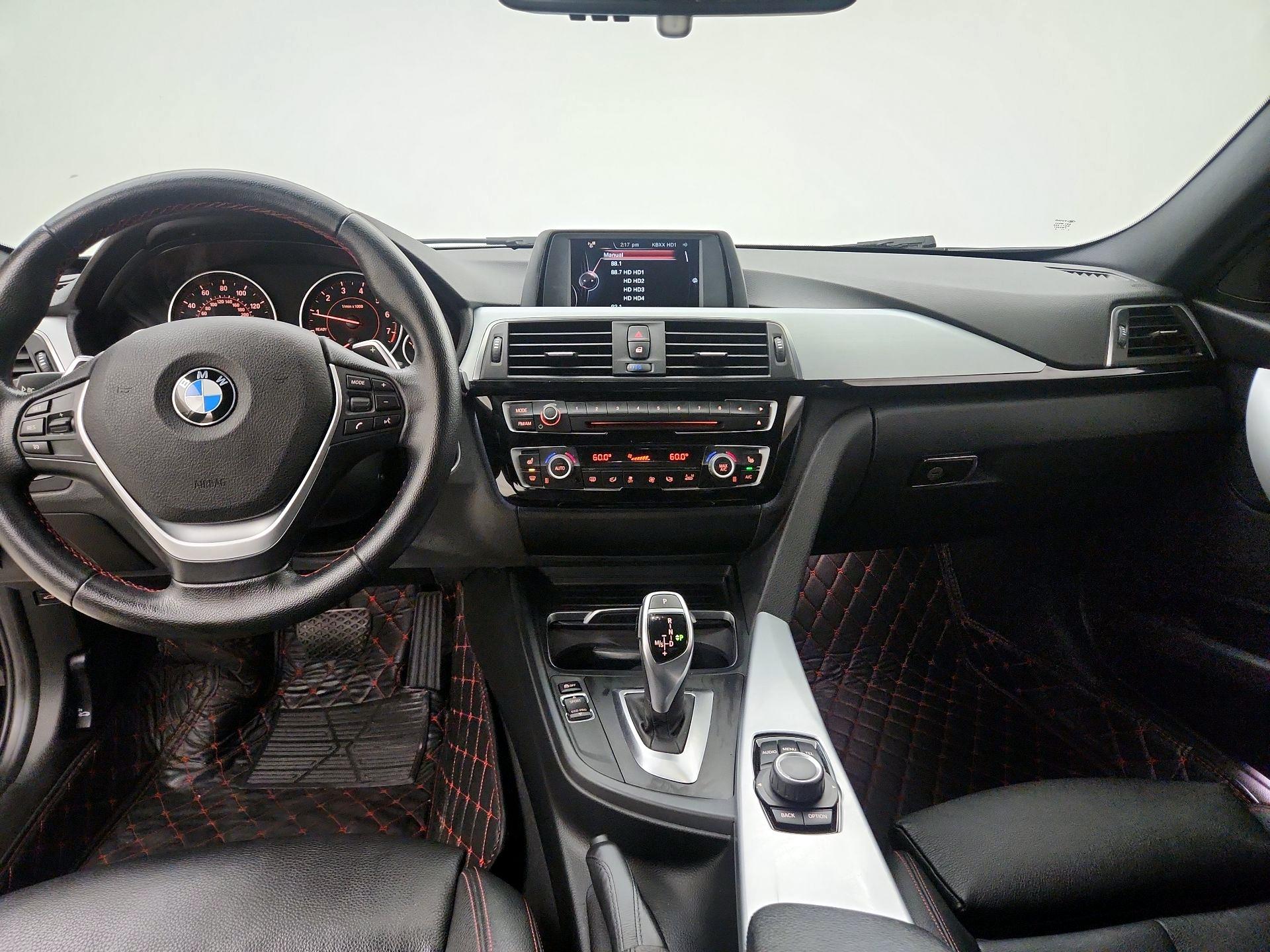 Thumbnail: 2016 BMW 3 Series - 9