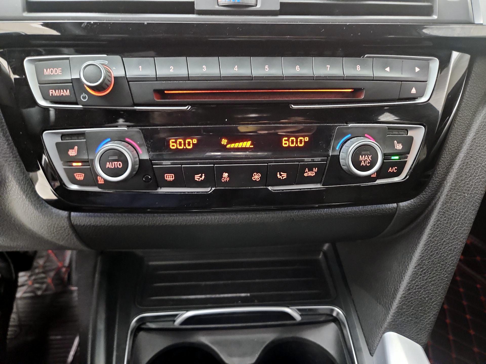 Thumbnail: 2016 BMW 3 Series - 15