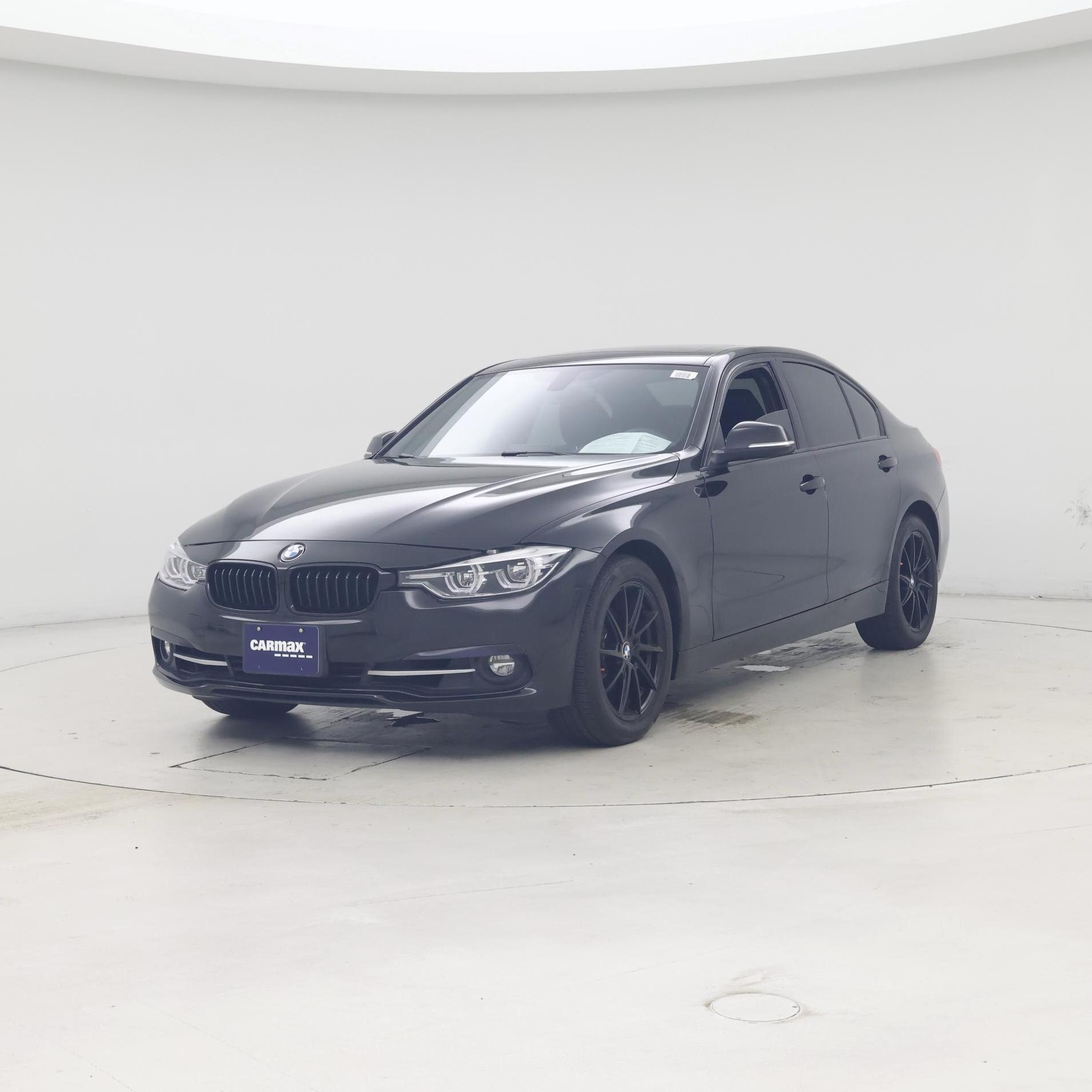 Thumbnail: 2016 BMW 3 Series - 4