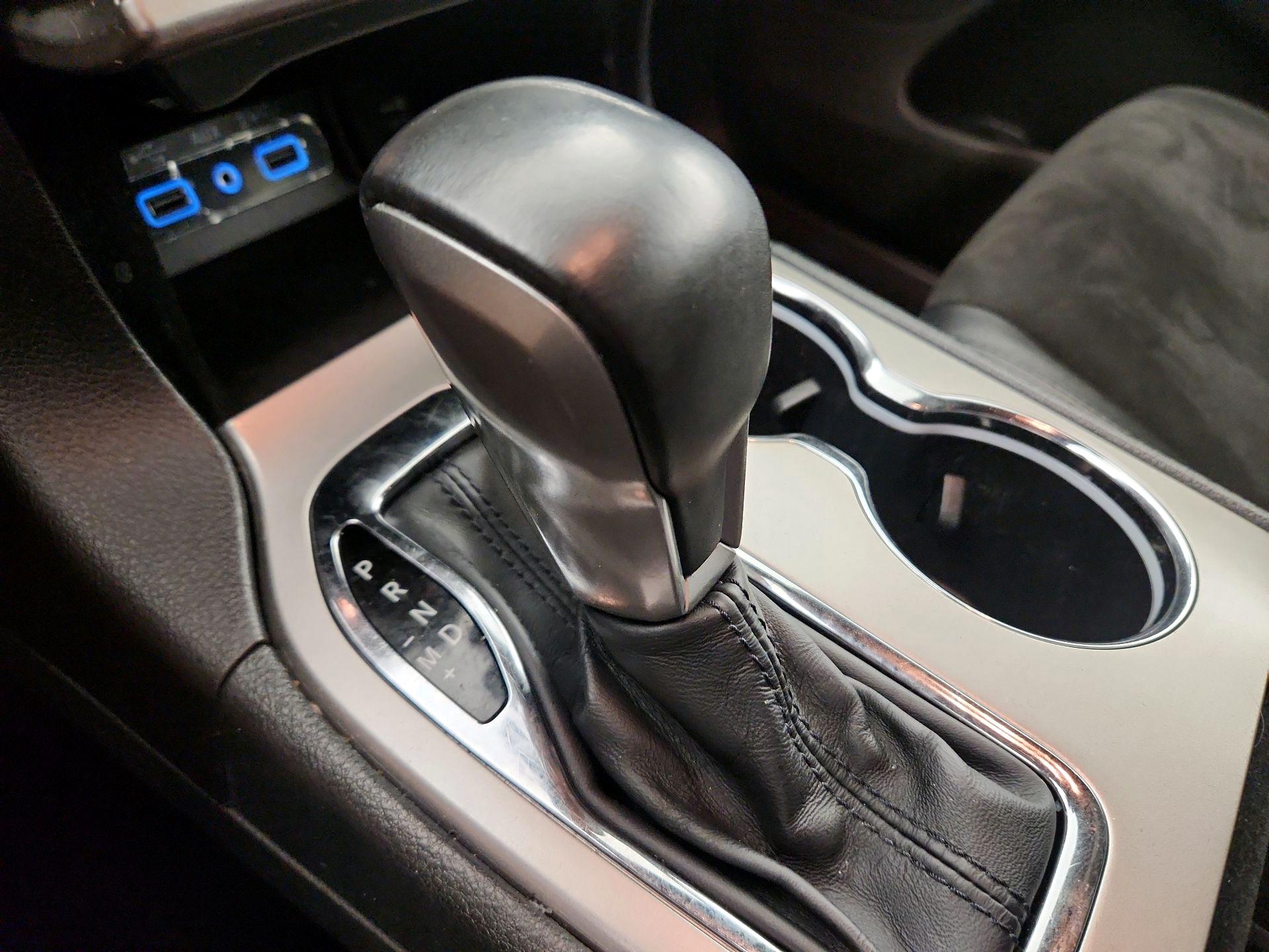 Thumbnail: 2019 Jeep Grand Cherokee - 18