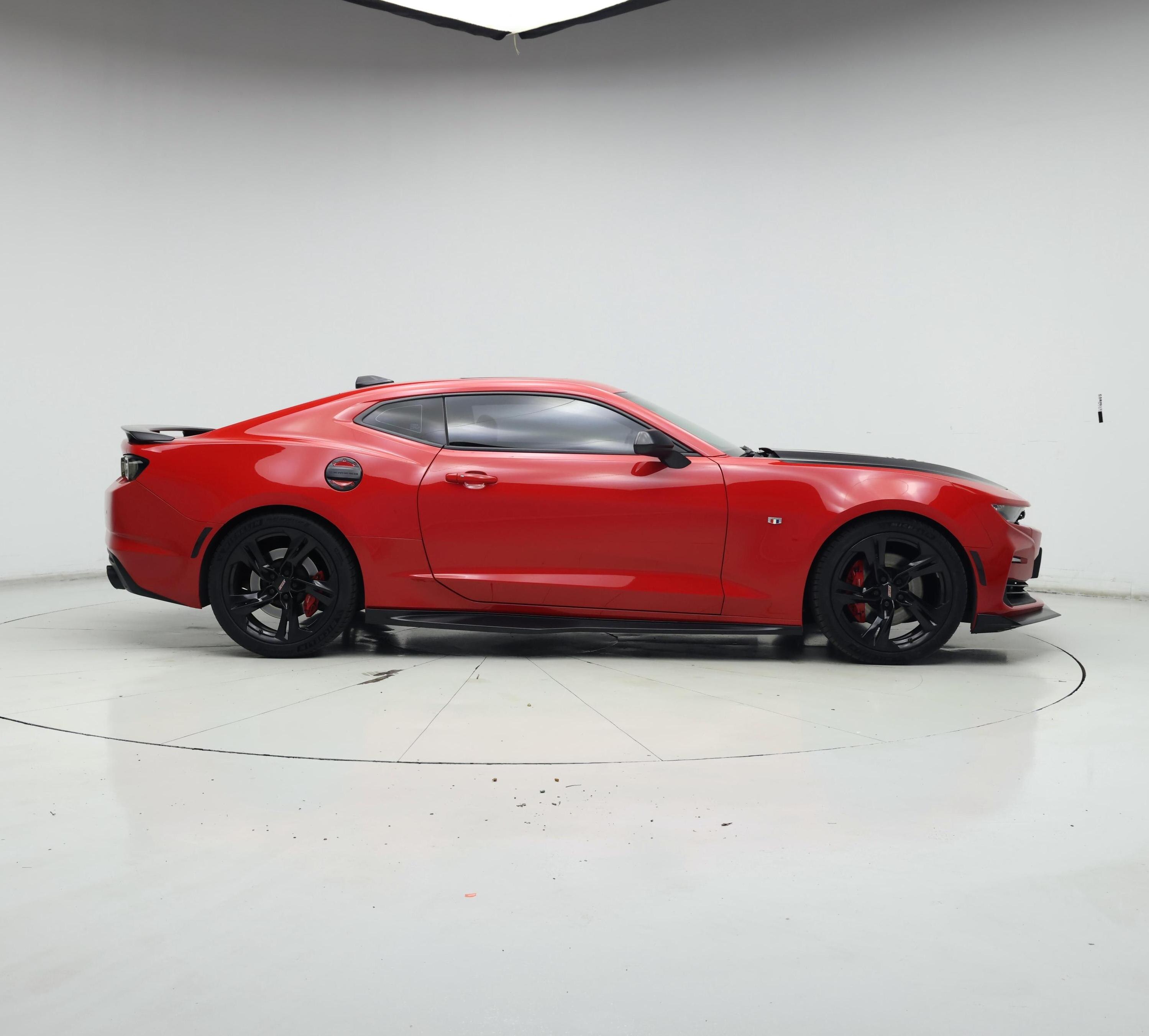 Thumbnail: 2021 Chevrolet Camaro - 7