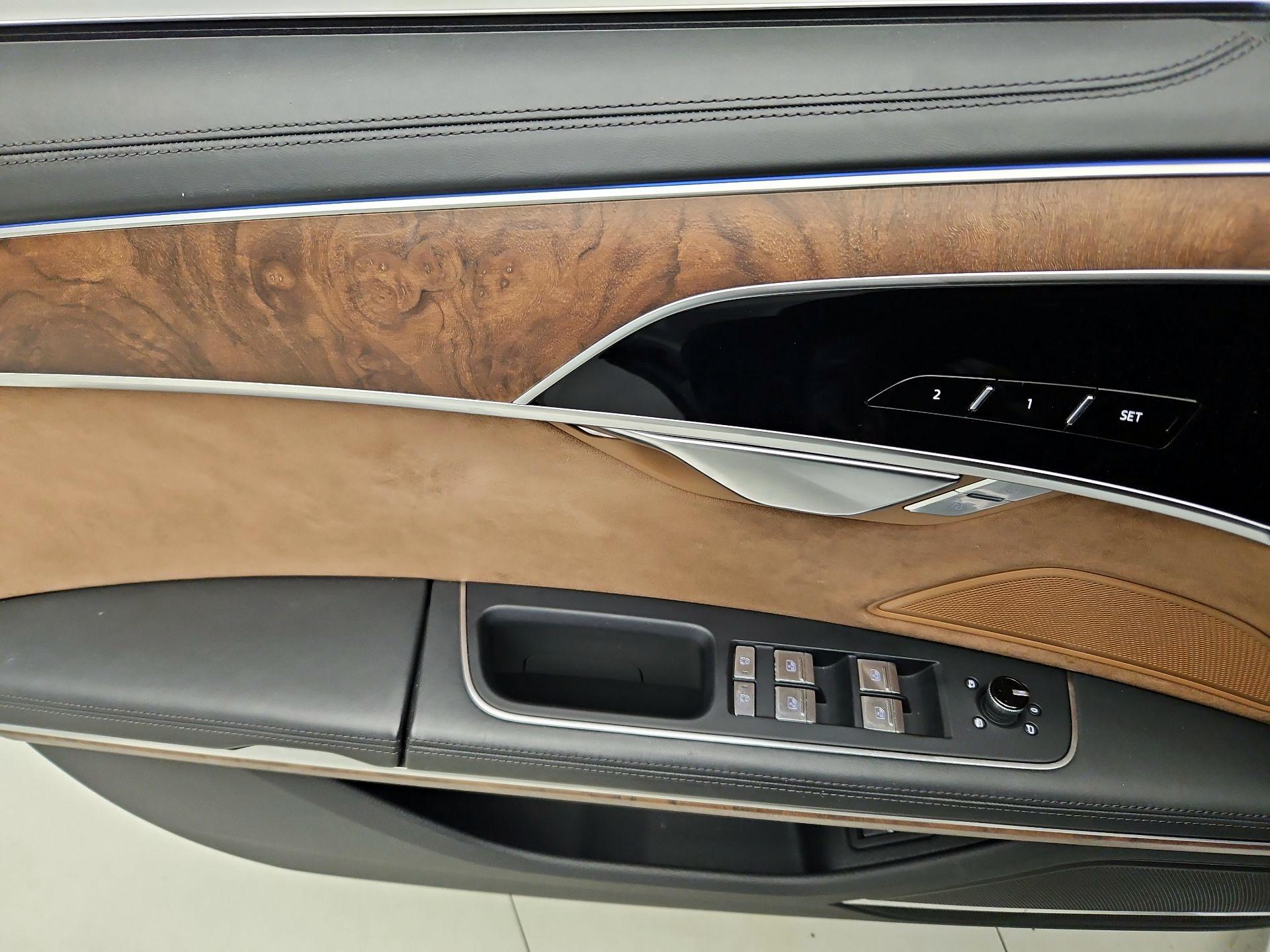 Thumbnail: 2019 Audi A8 - 12