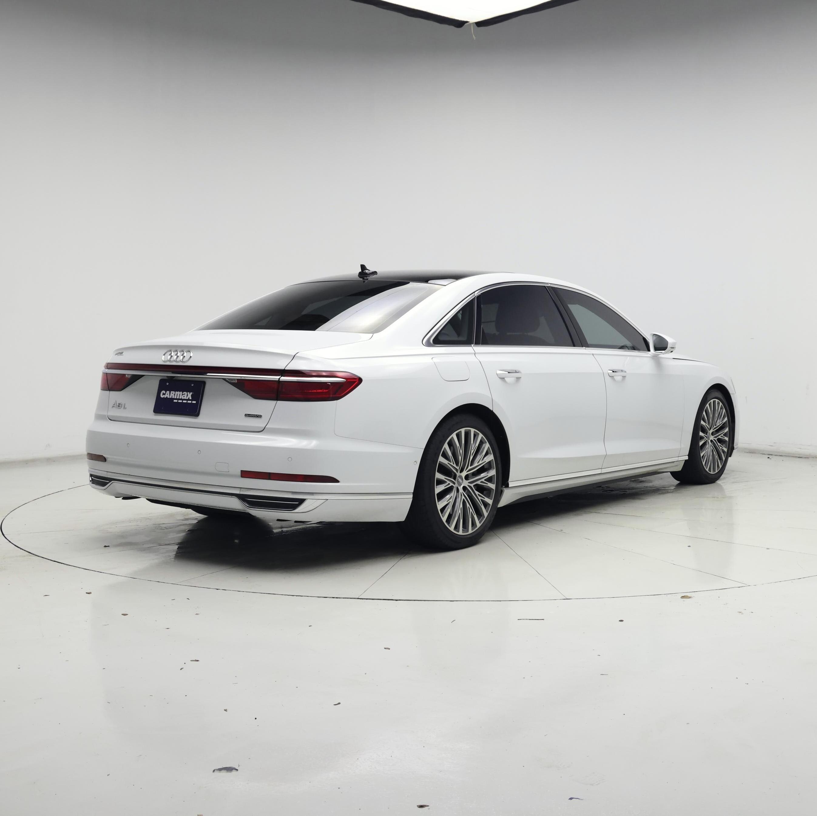 Thumbnail: 2019 Audi A8 - 8